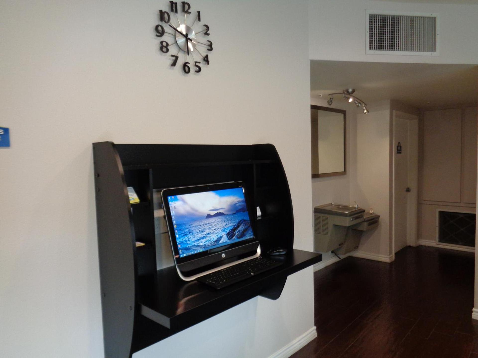 Grand Villa Inn Galleria photo 12