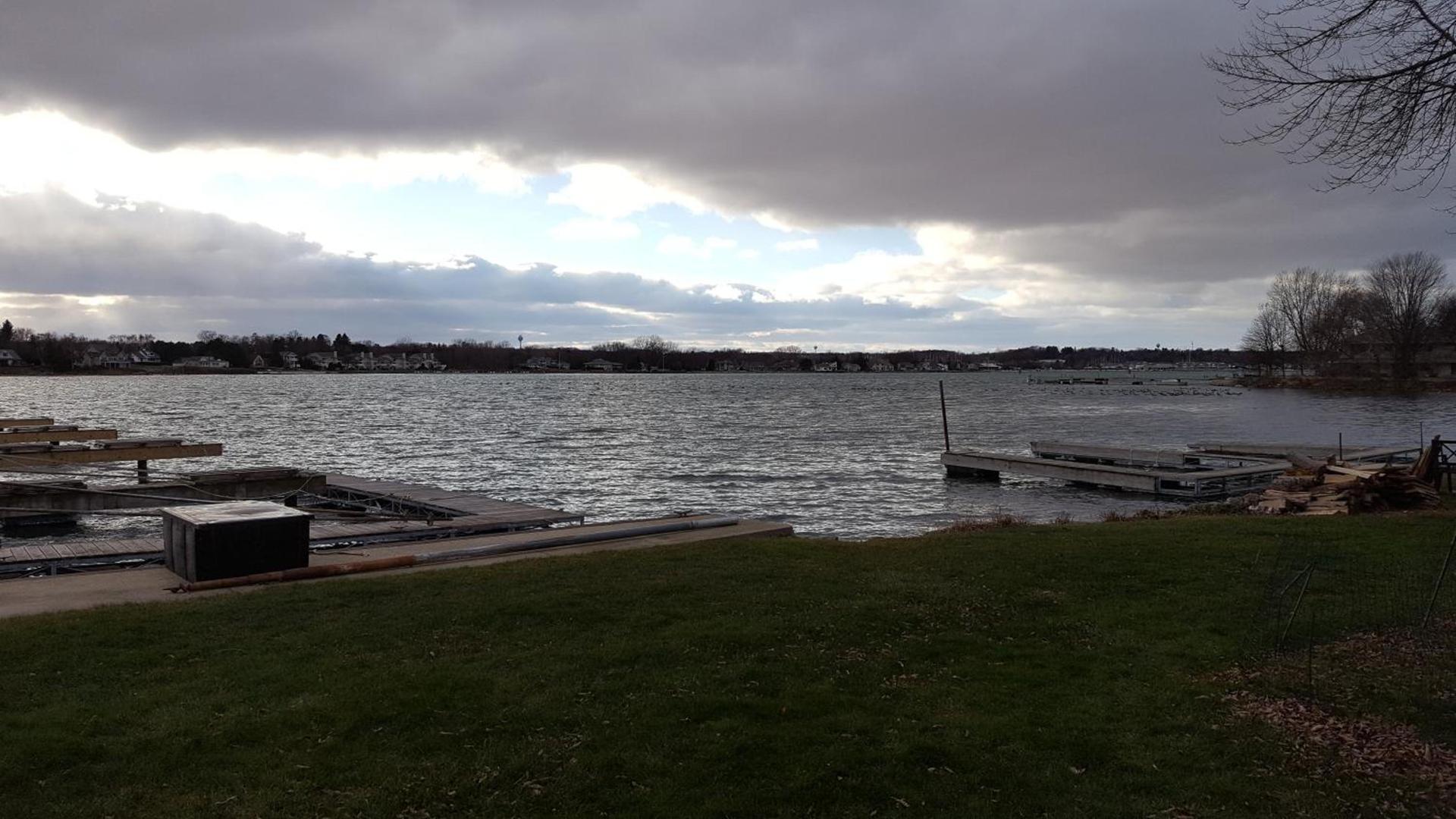 Snug Harbor Inn photo 70