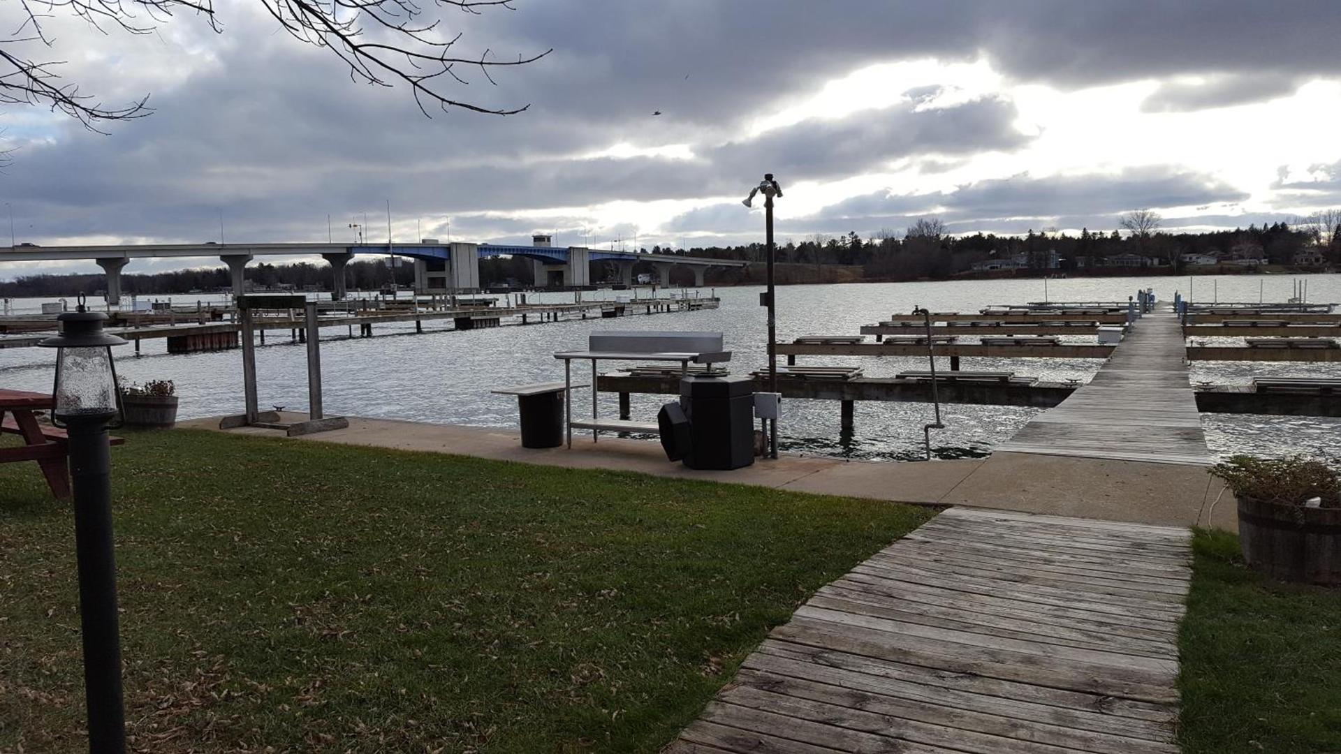 Snug Harbor Inn photo 65