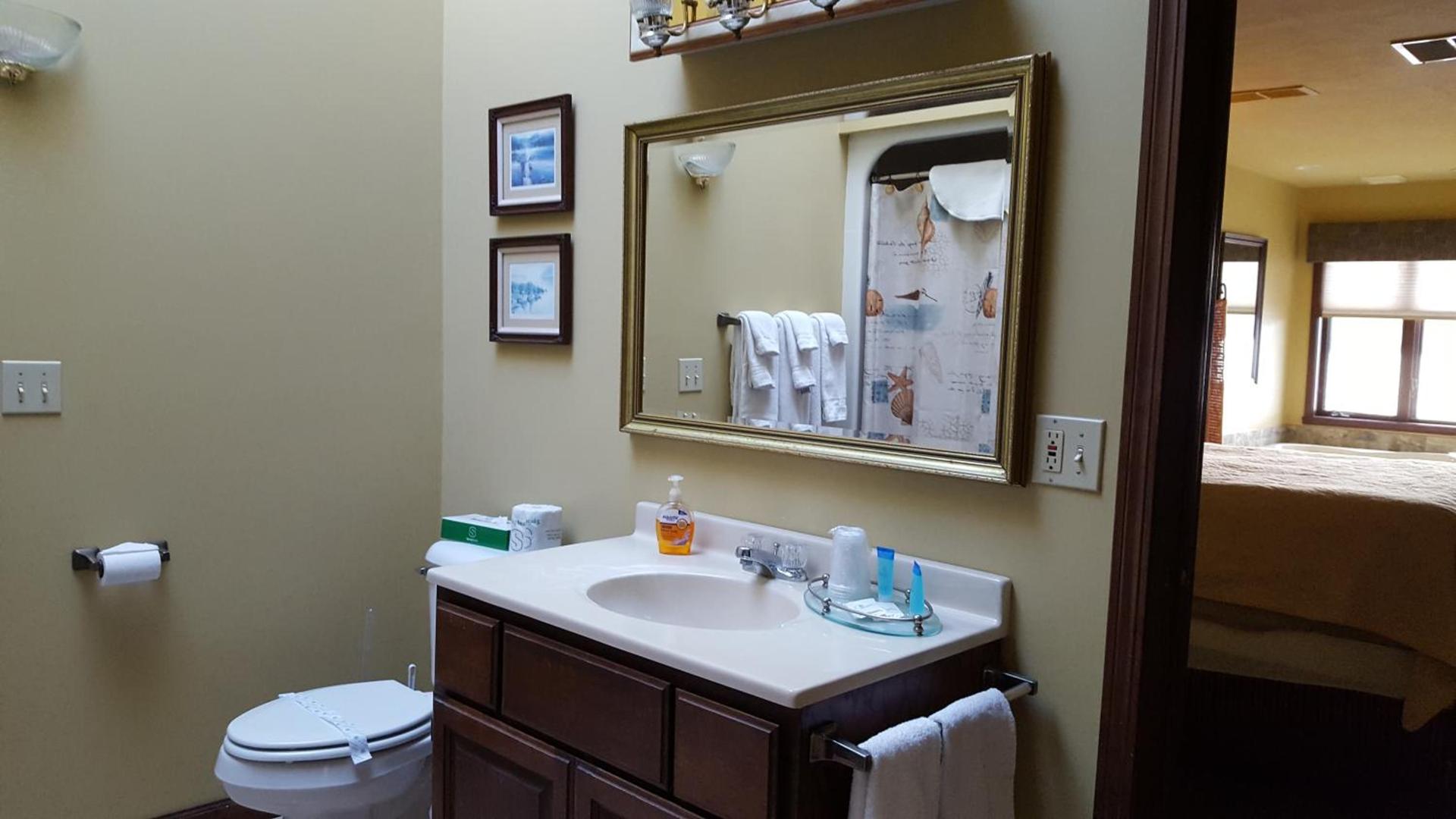 Snug Harbor Inn photo 39