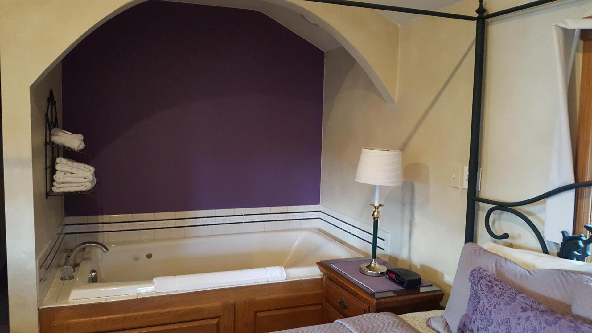 Snug Harbor Inn photo 100