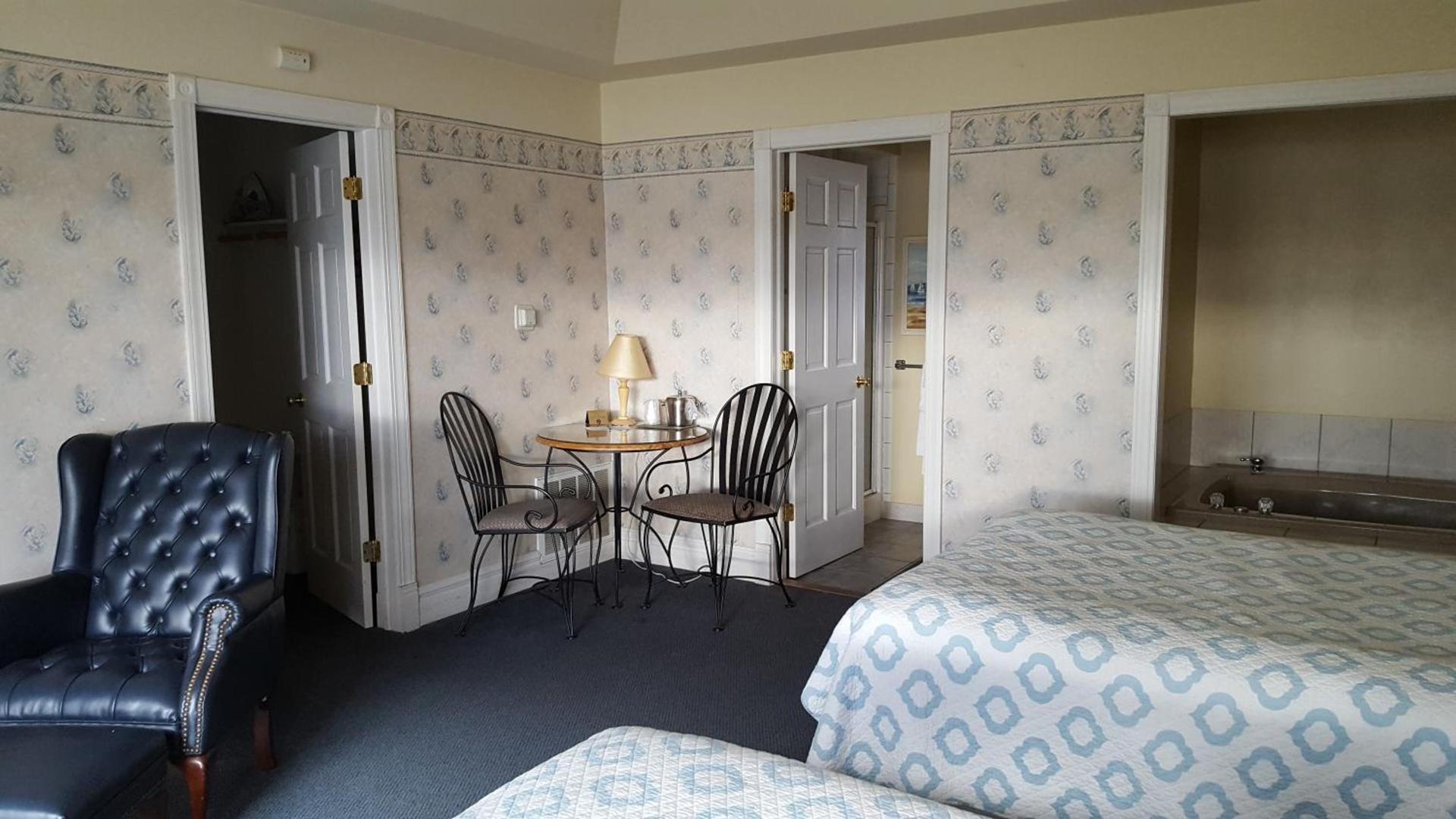 Snug Harbor Inn photo 73