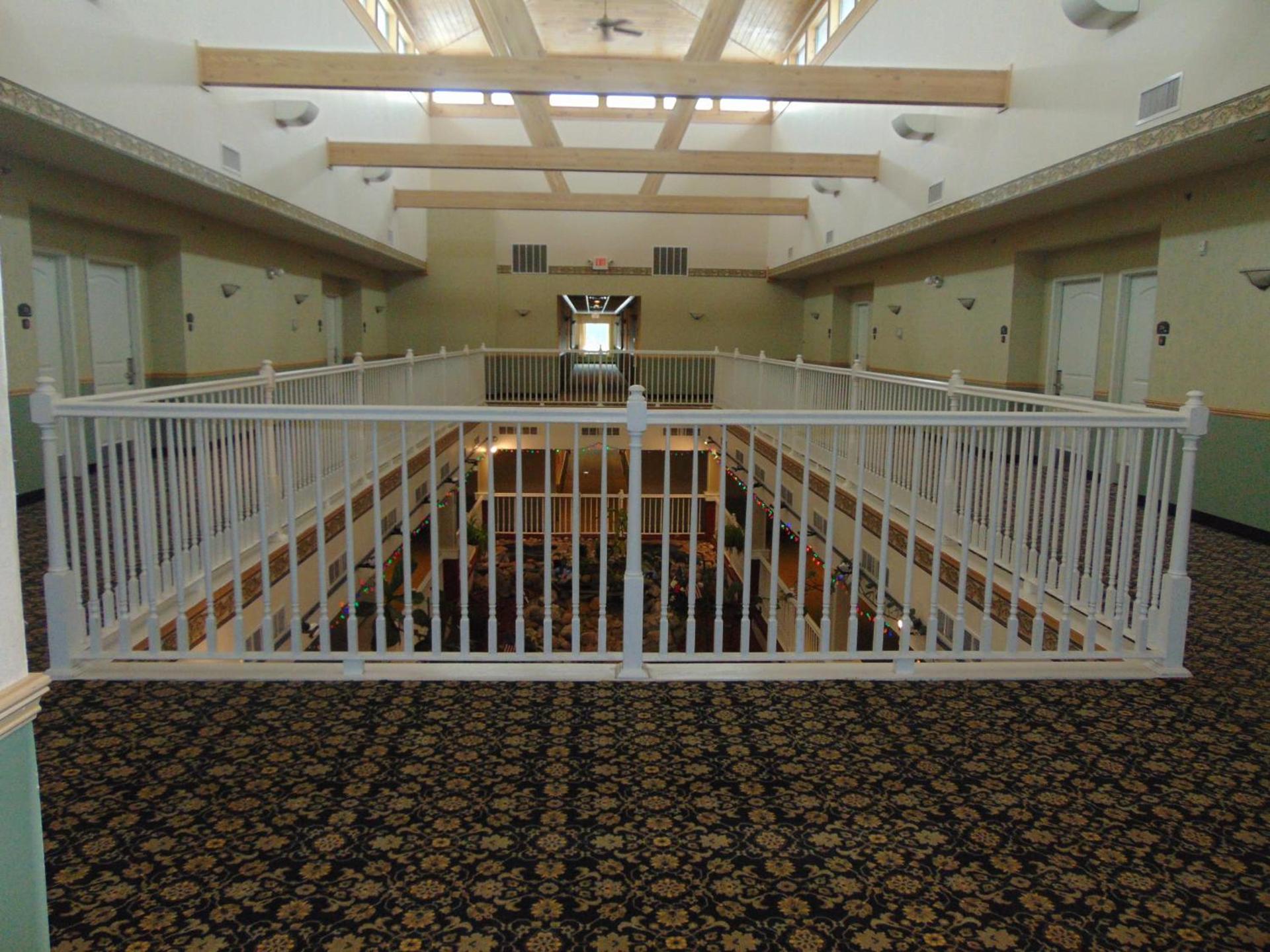 Days Inn by Wyndham Pentwater photo 26