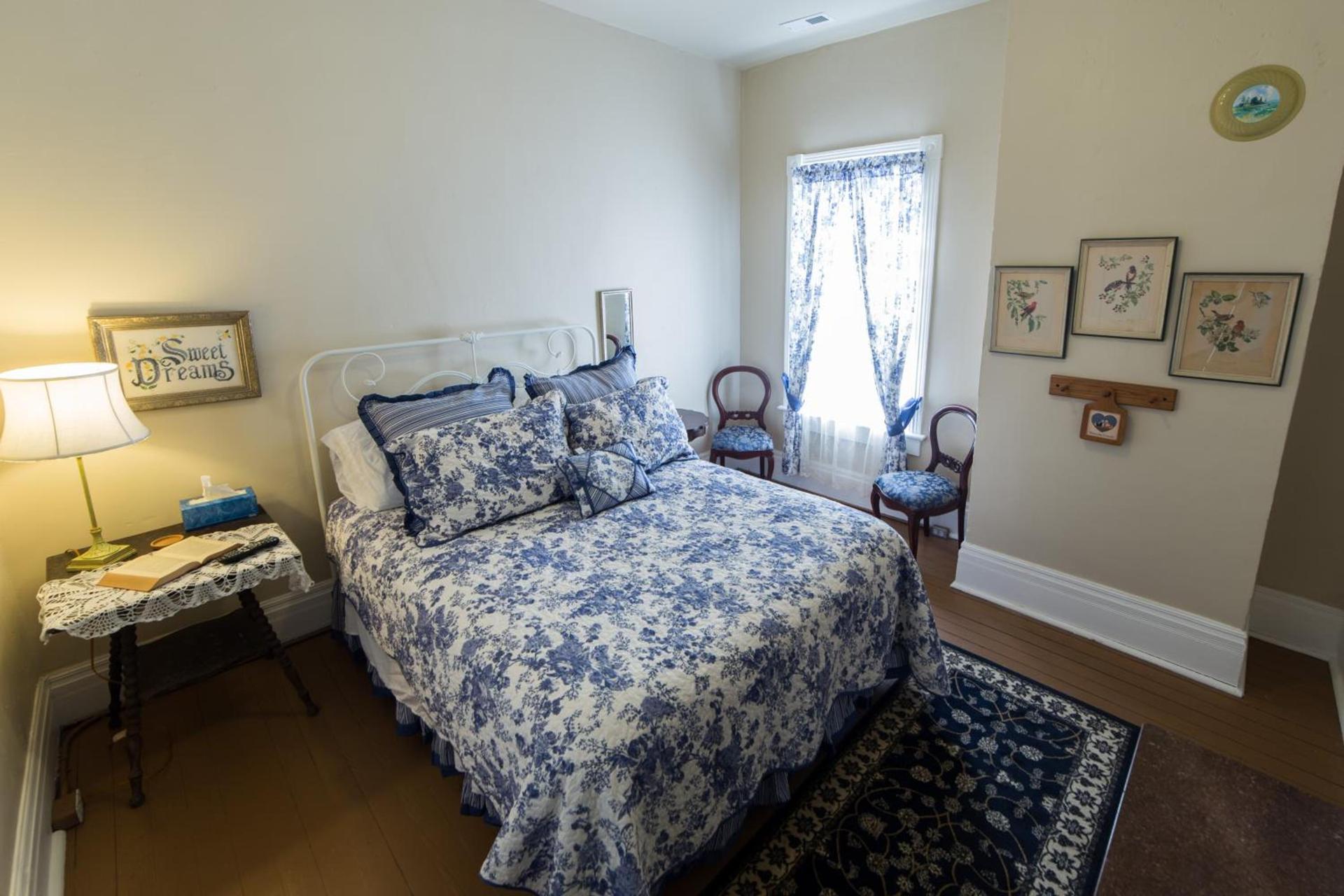 Grand Victorian Inn photo 29