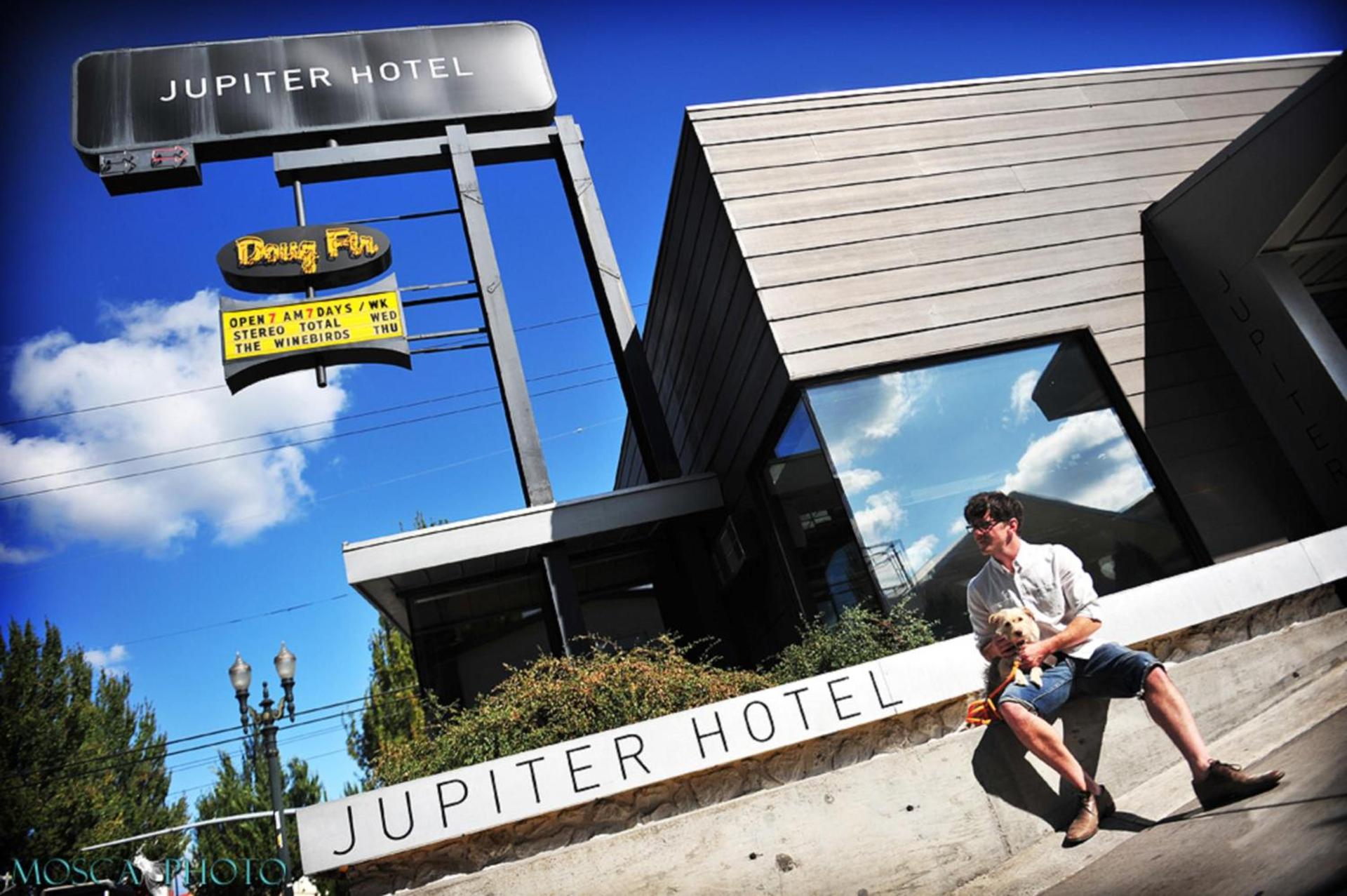 Jupiter Hotel photo 7