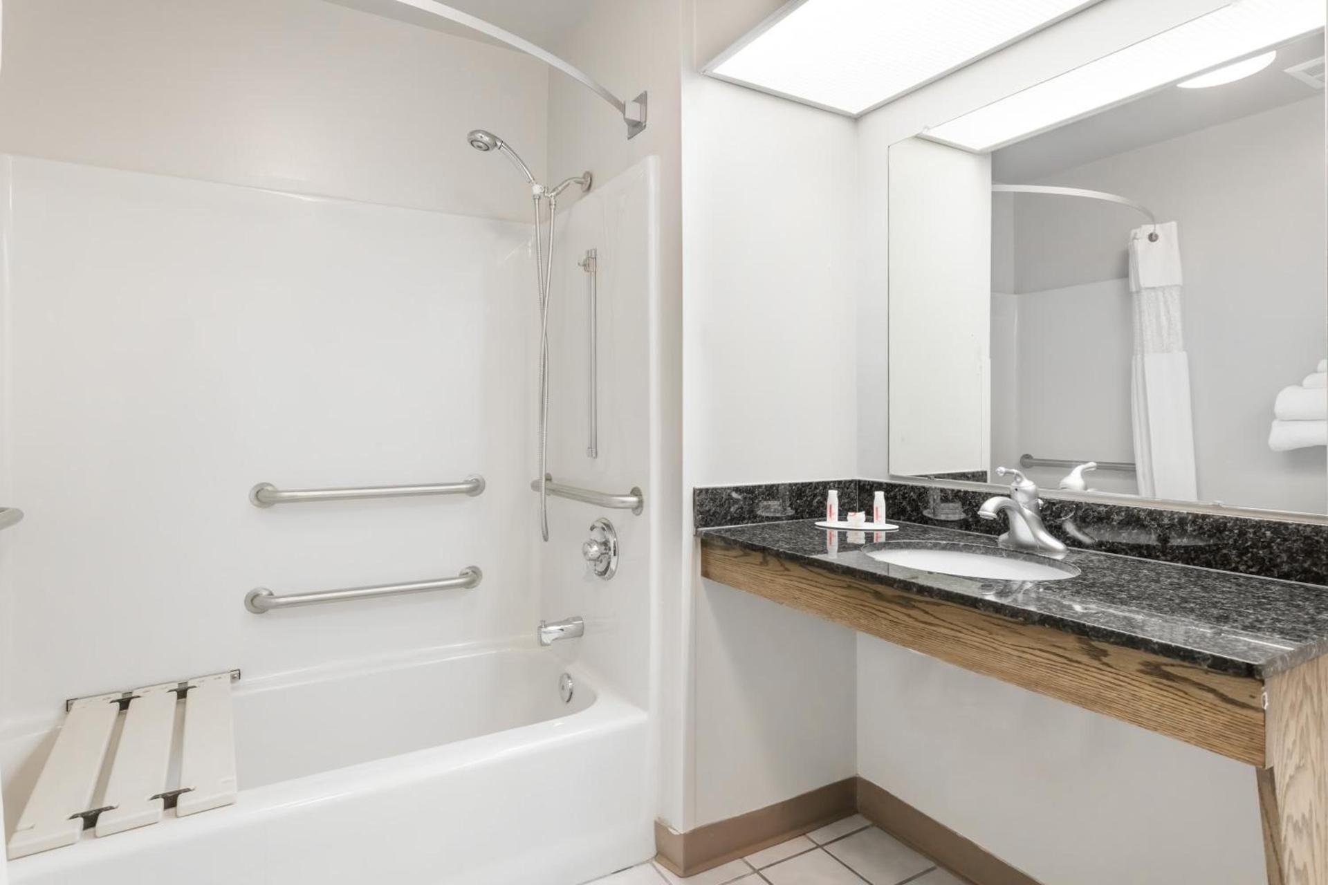 Baymont by Wyndham Duncan/Spartanburg photo 24