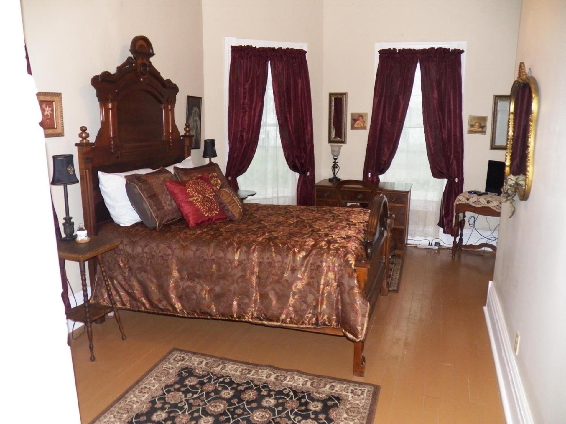 Grand Victorian Inn photo 15