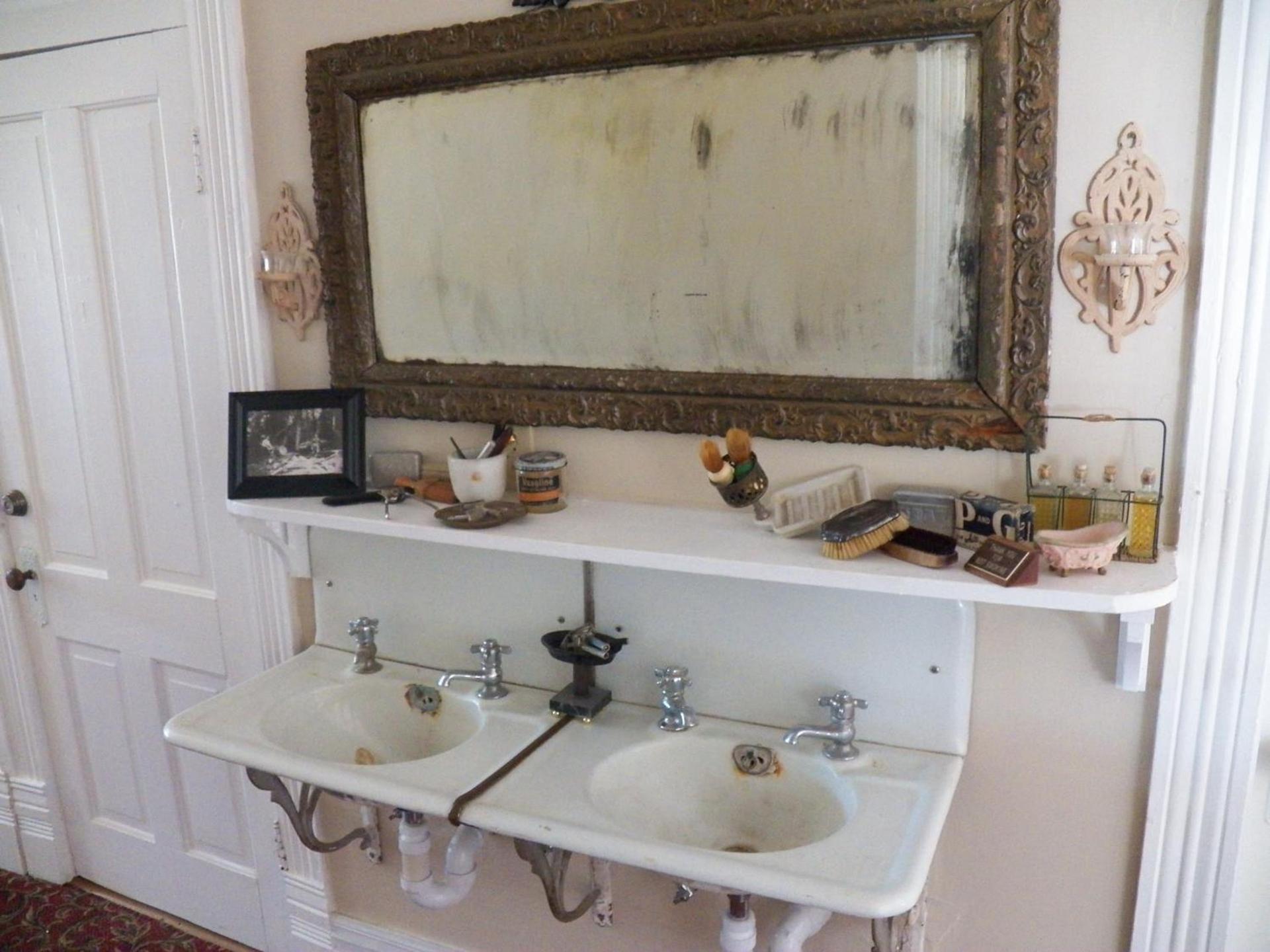 Grand Victorian Inn photo 12
