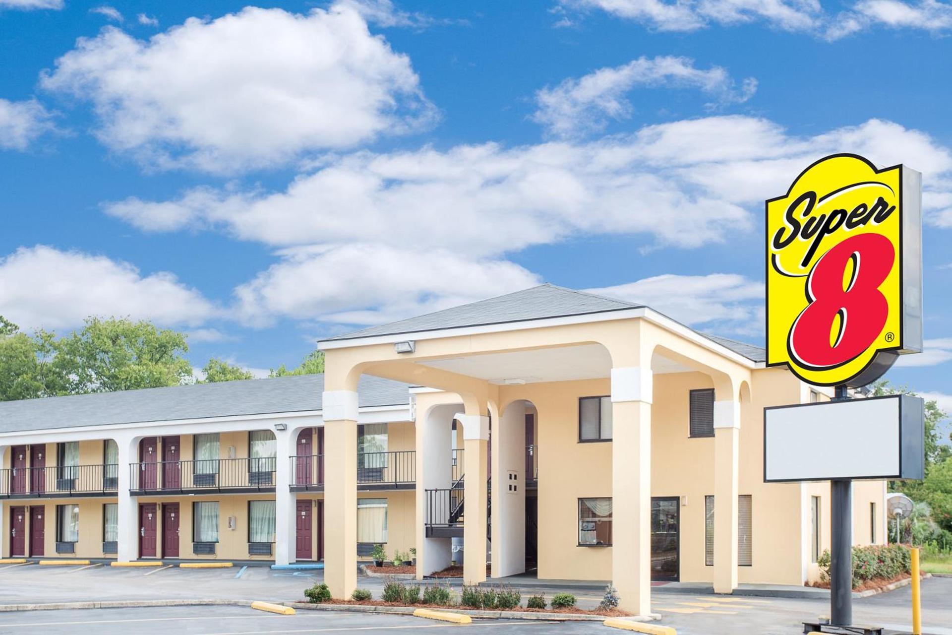 Super 8 by Wyndham Eufaula photo 16