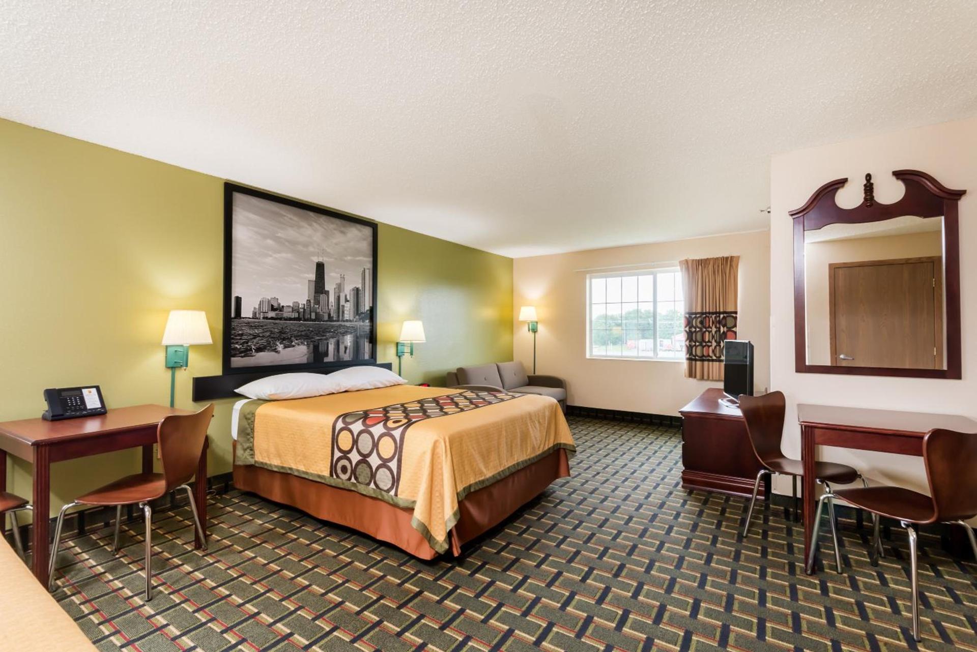 Super 8 by Wyndham Mt. Carmel IL photo 19