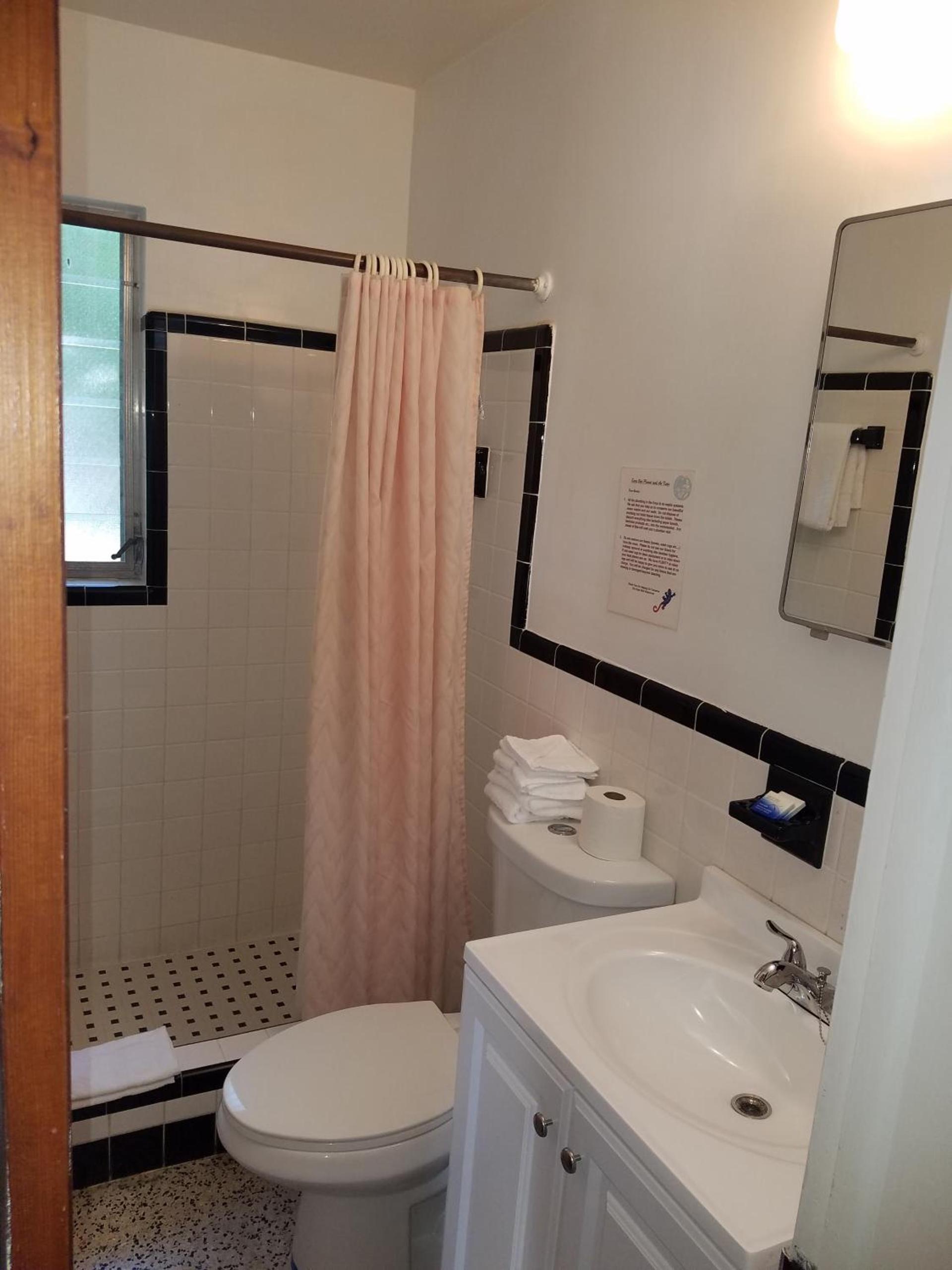 Siesta Motel photo 31