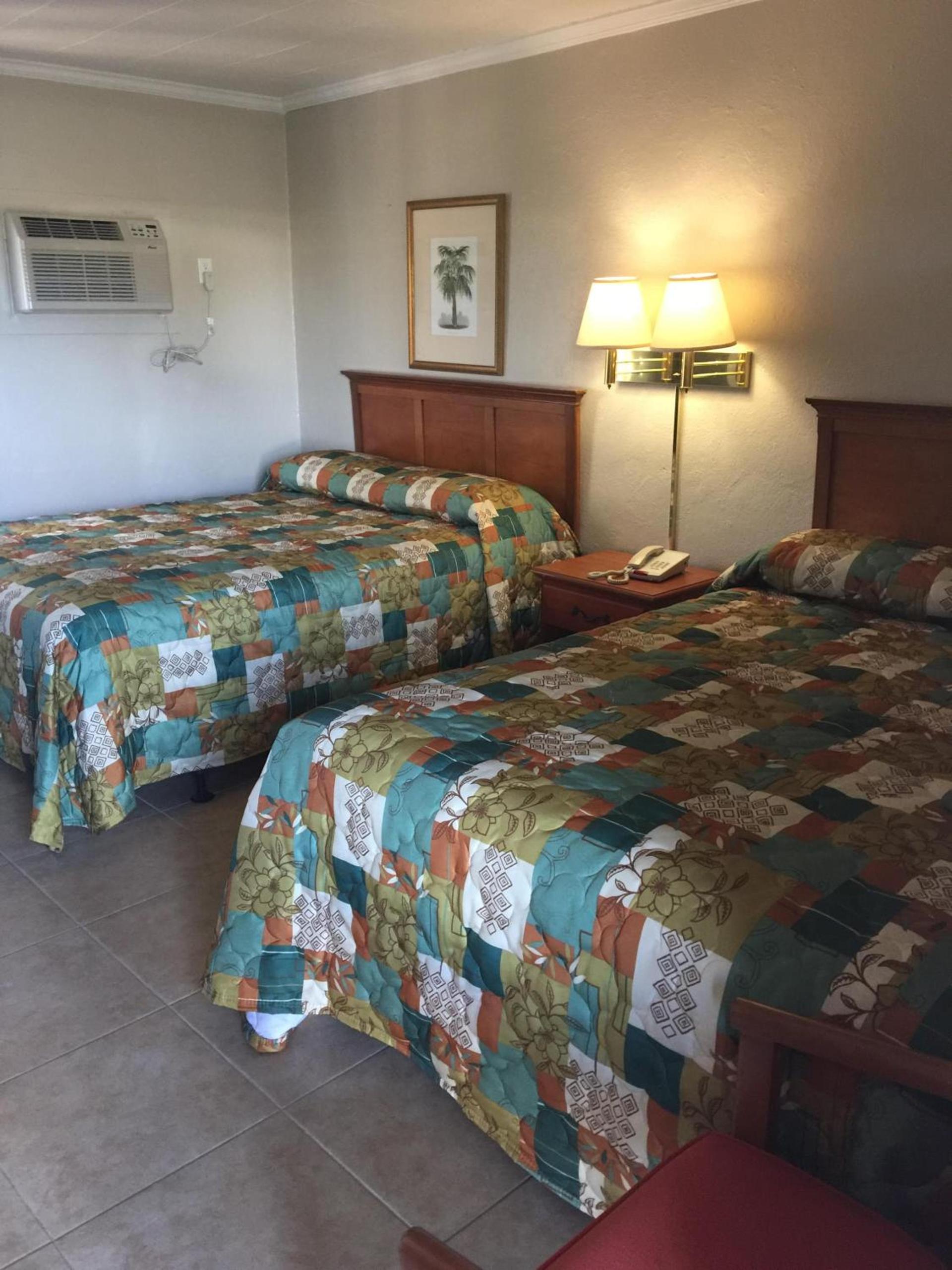 Campbell Motel photo 11