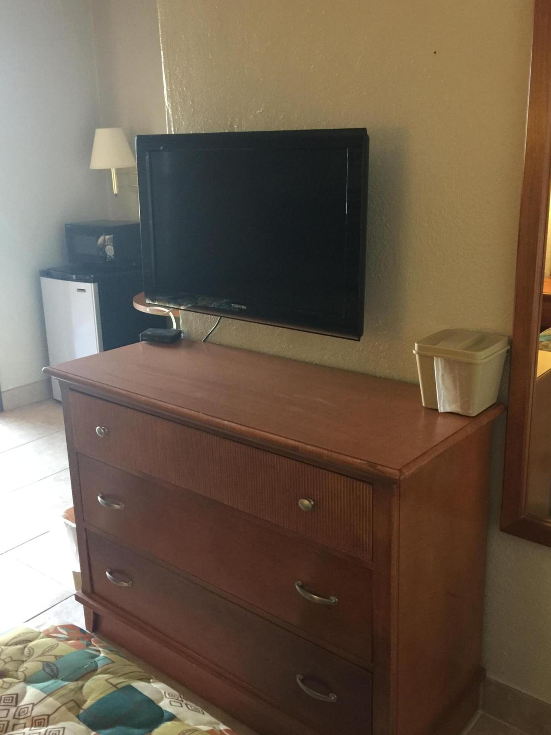 Campbell Motel photo 13