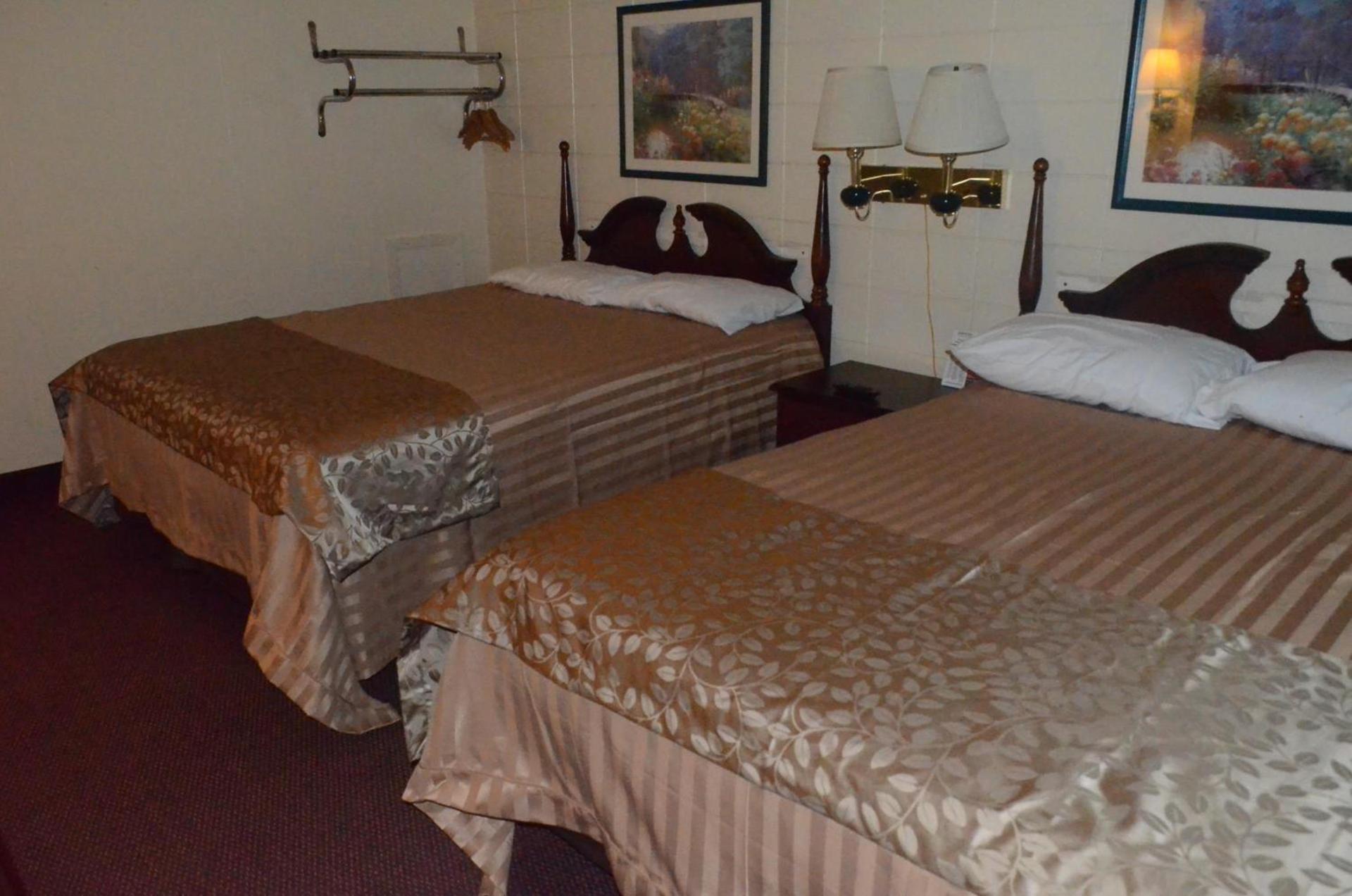 Grand Inn Fargo photo 17