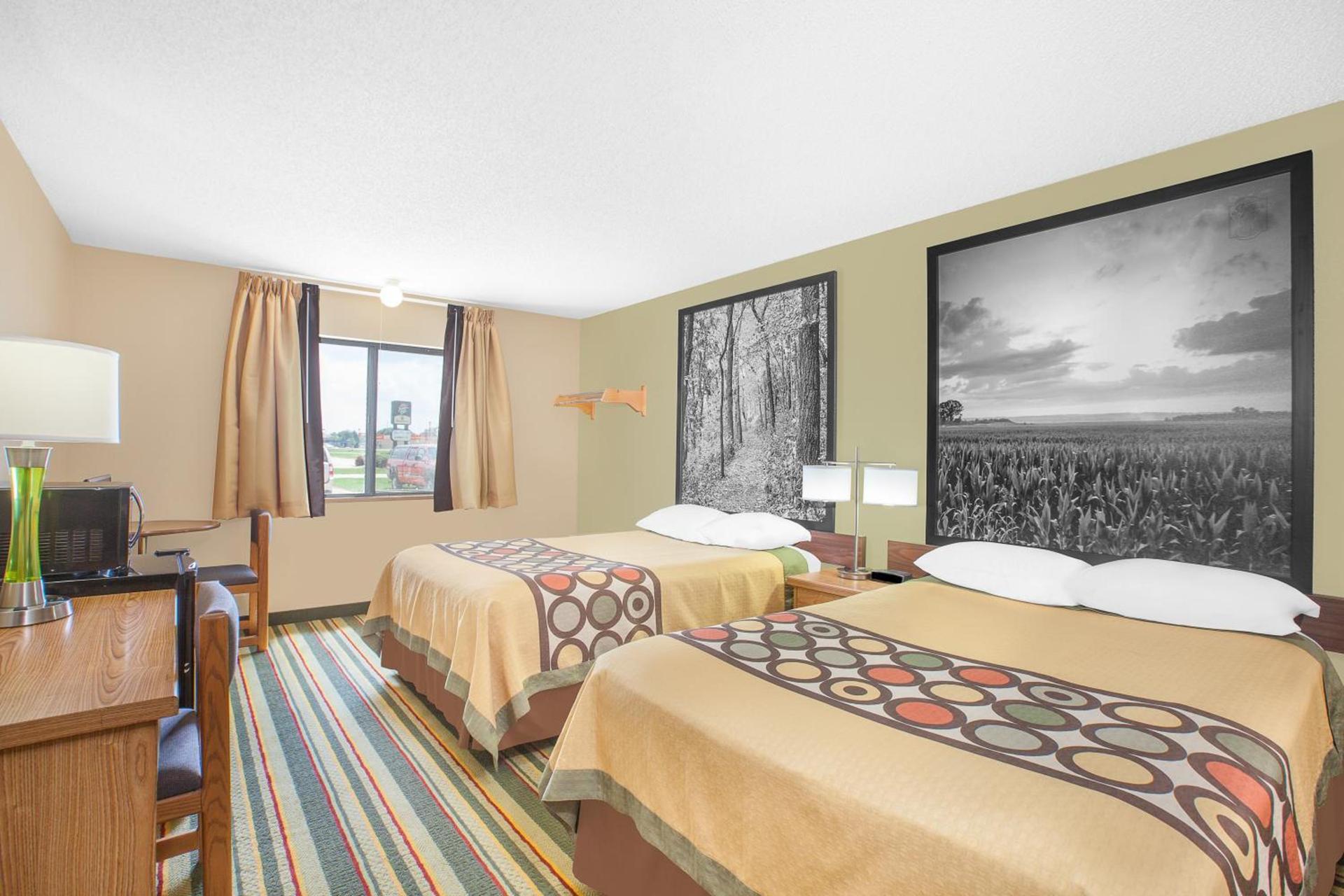 Super 8 by Wyndham Mt Pleasant photo 28