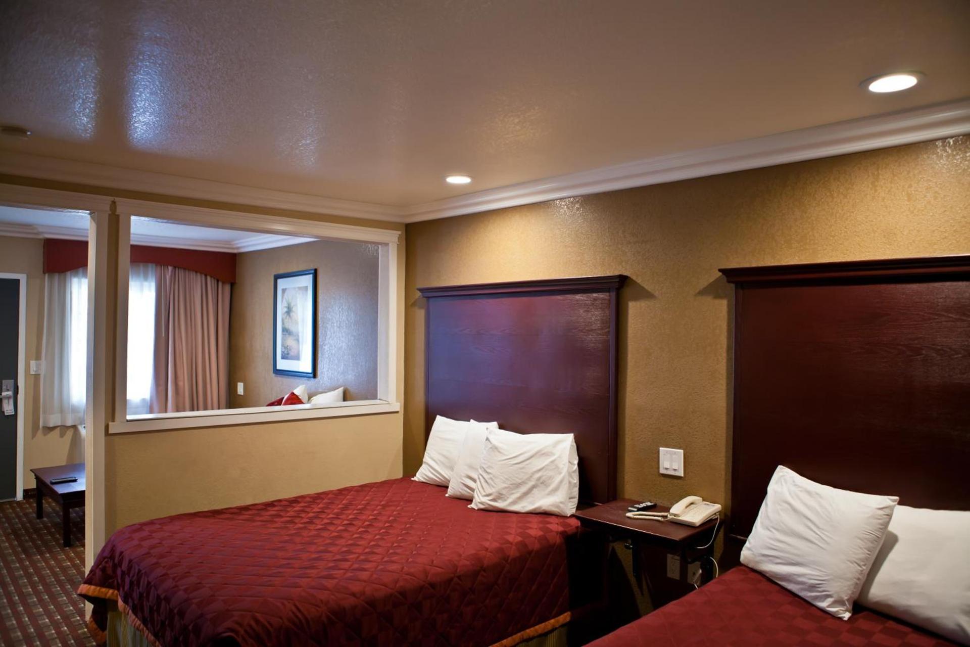 Budget Inn Anaheim near Disneyland Drive photo 24