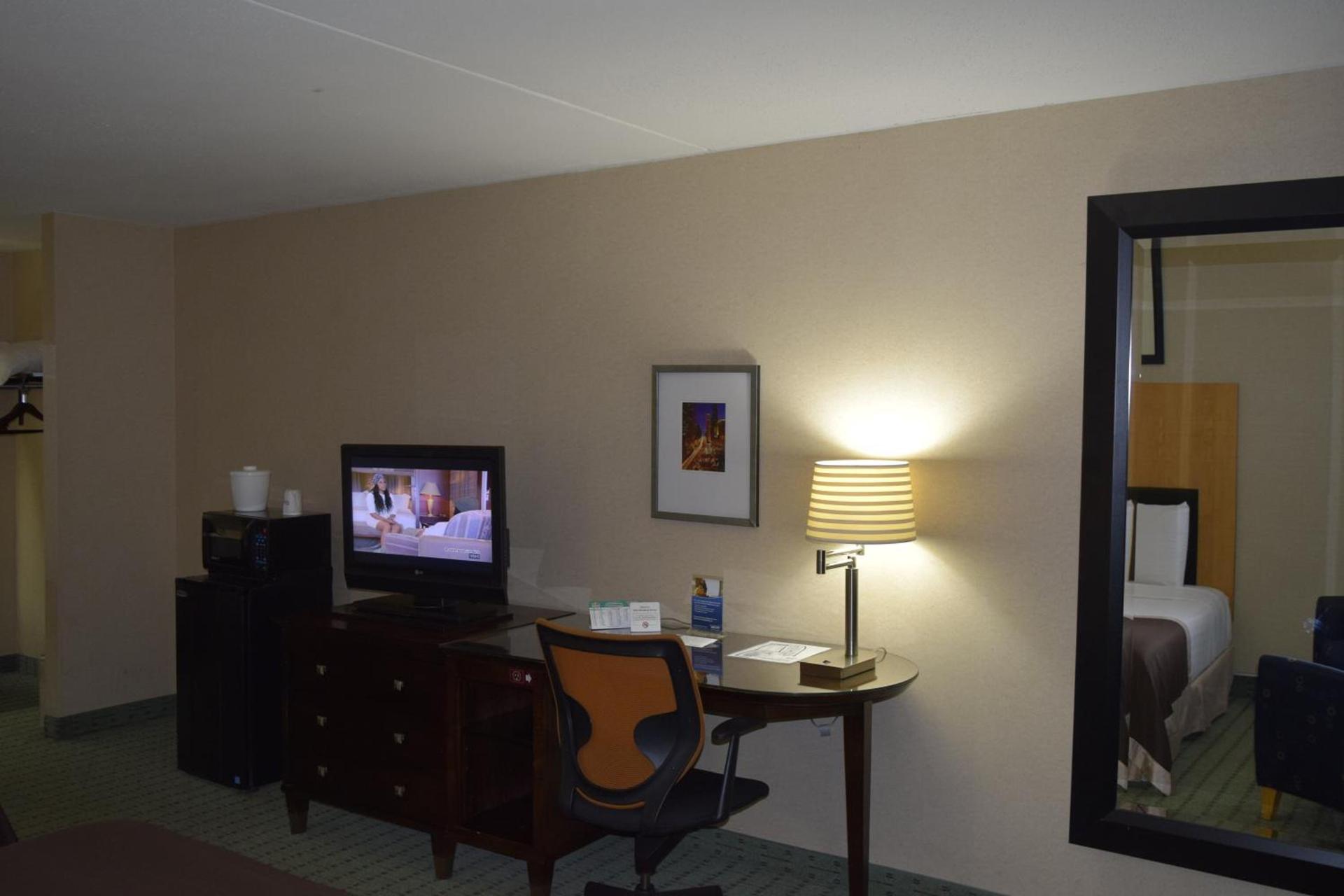 Landmark Inn photo 22