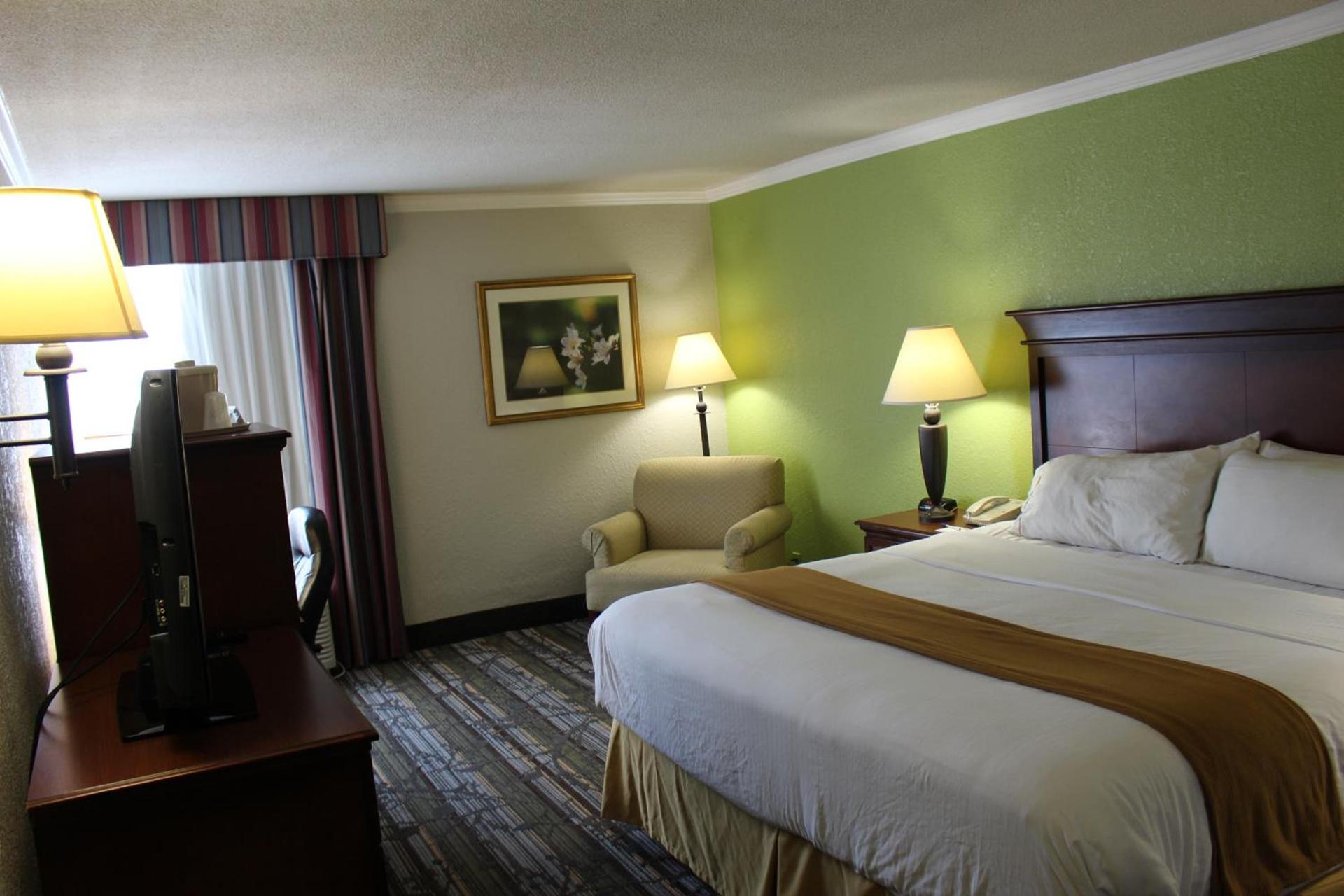 Wyndham Garden Summerville photo 22