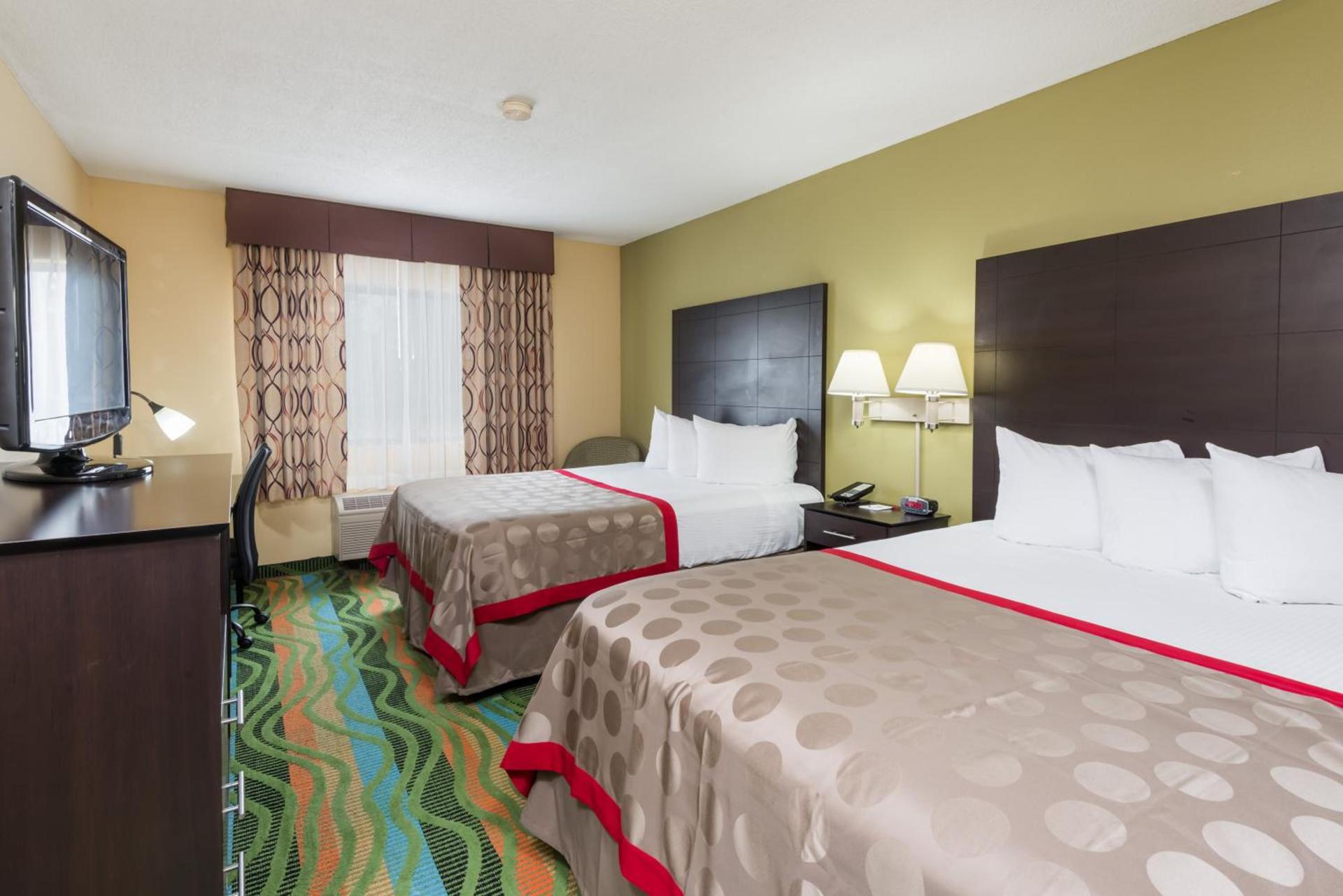 Ramada by Wyndham Vandalia photo 25