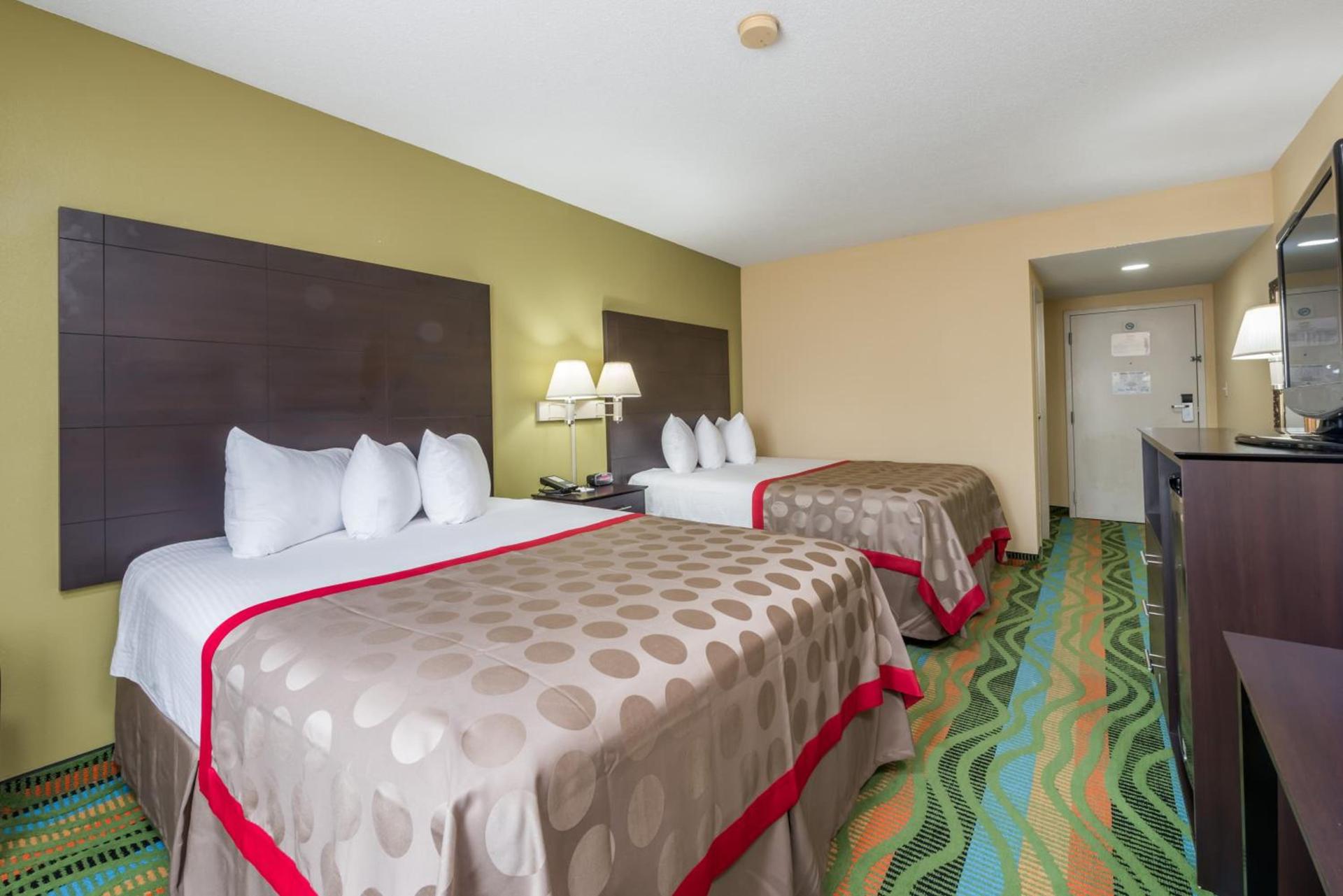 Ramada by Wyndham Vandalia photo 24