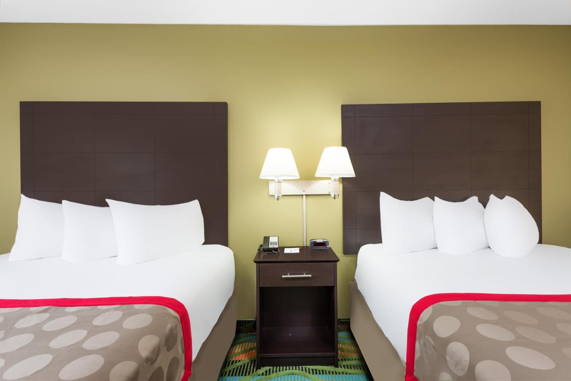 Ramada by Wyndham Vandalia photo 23
