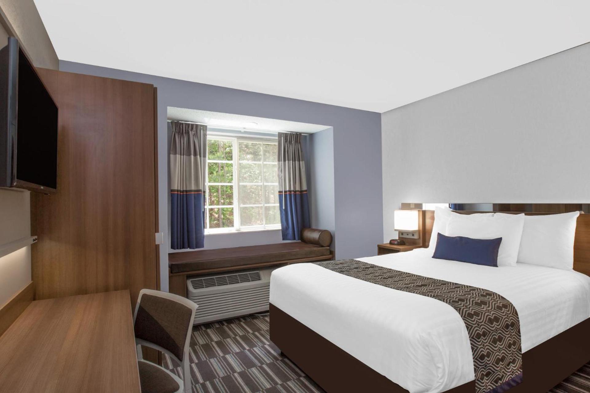 Microtel Inn & Suites by Wyndham Gardendale - Birmingham North photo 24