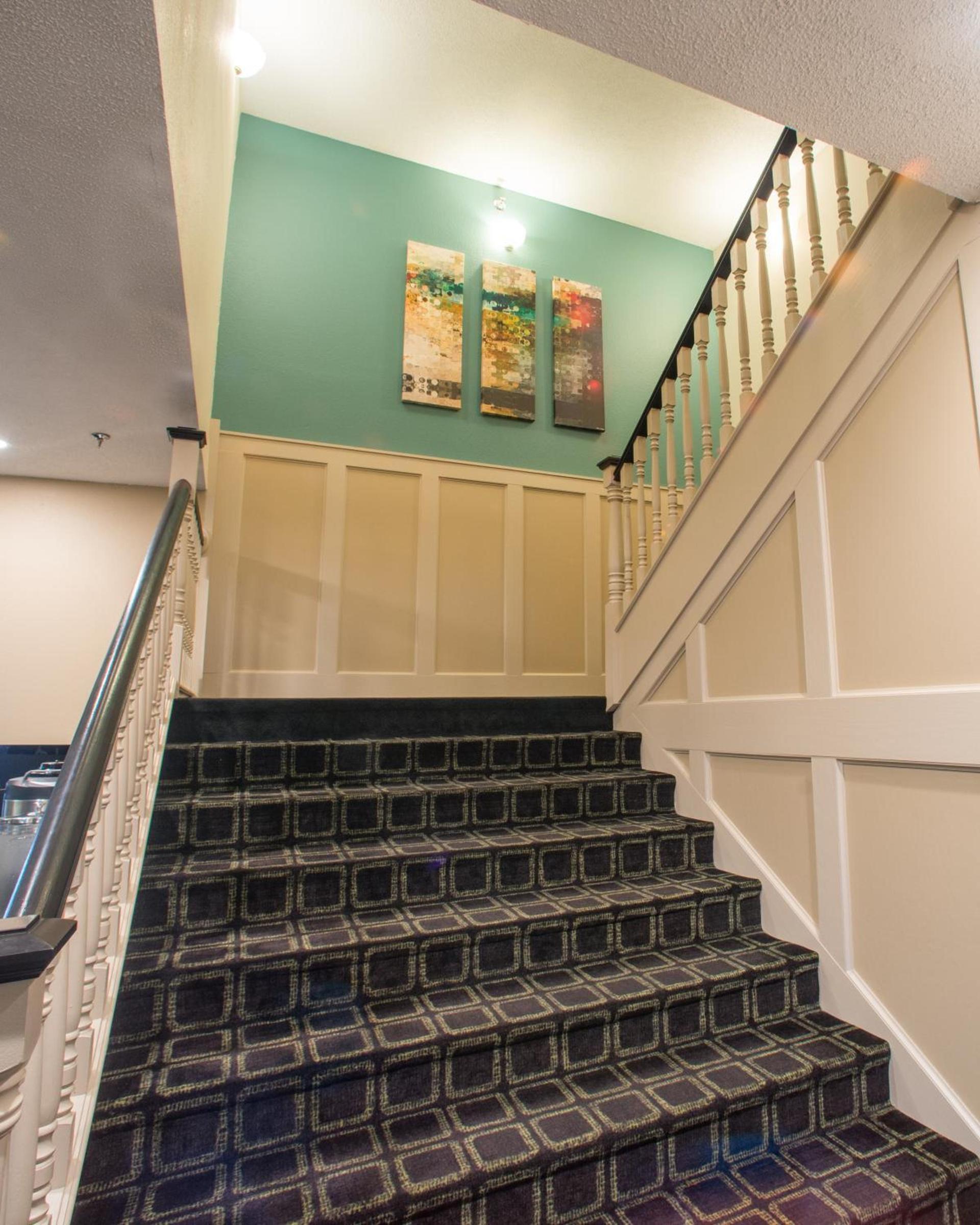 Northfield Inn Suites and Conference Center photo 45