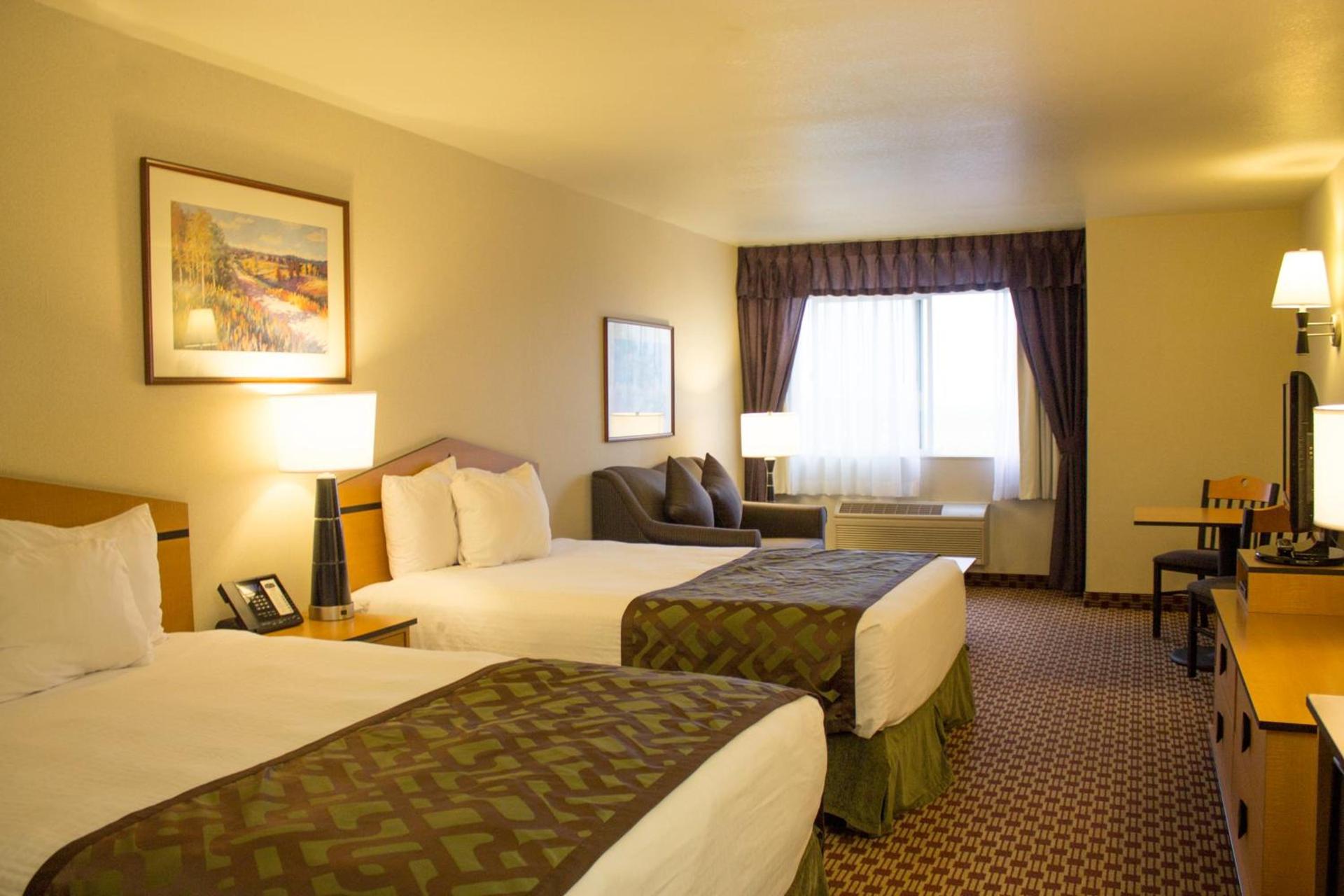 Crystal Inn Hotel & Suites - Great Falls photo 8