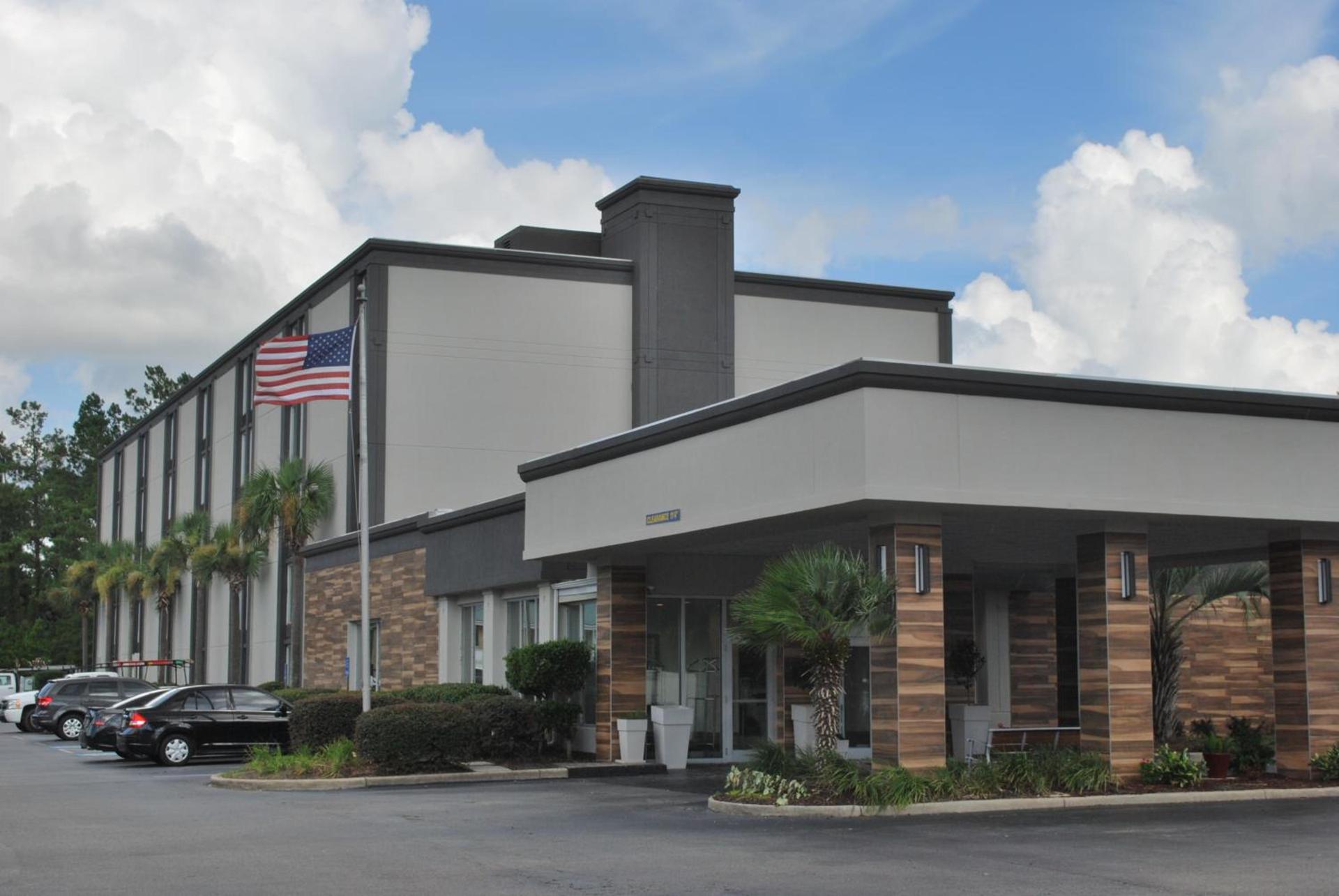 Wyndham Garden Summerville photo 16