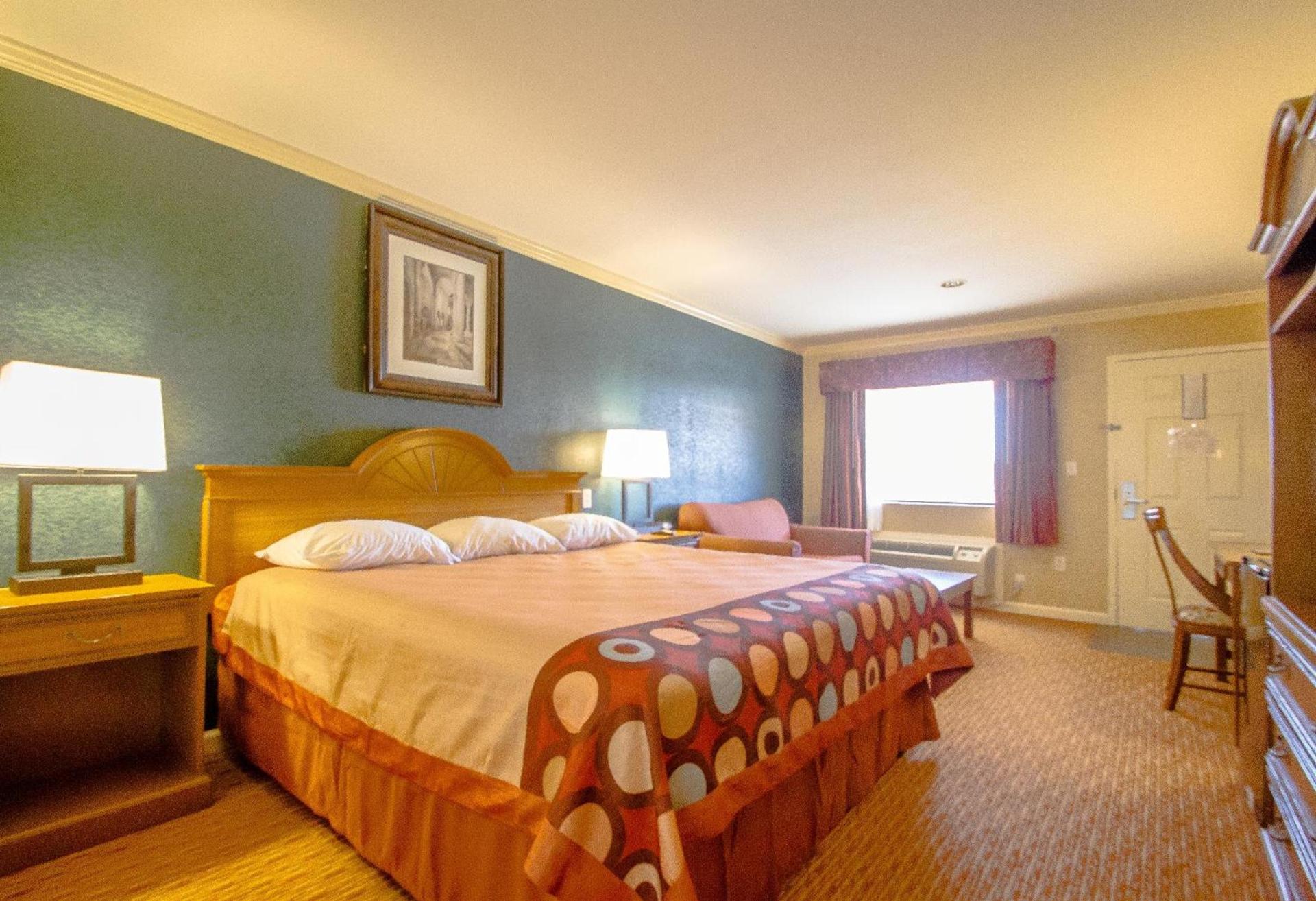 Super 8 by Wyndham Covington photo 20