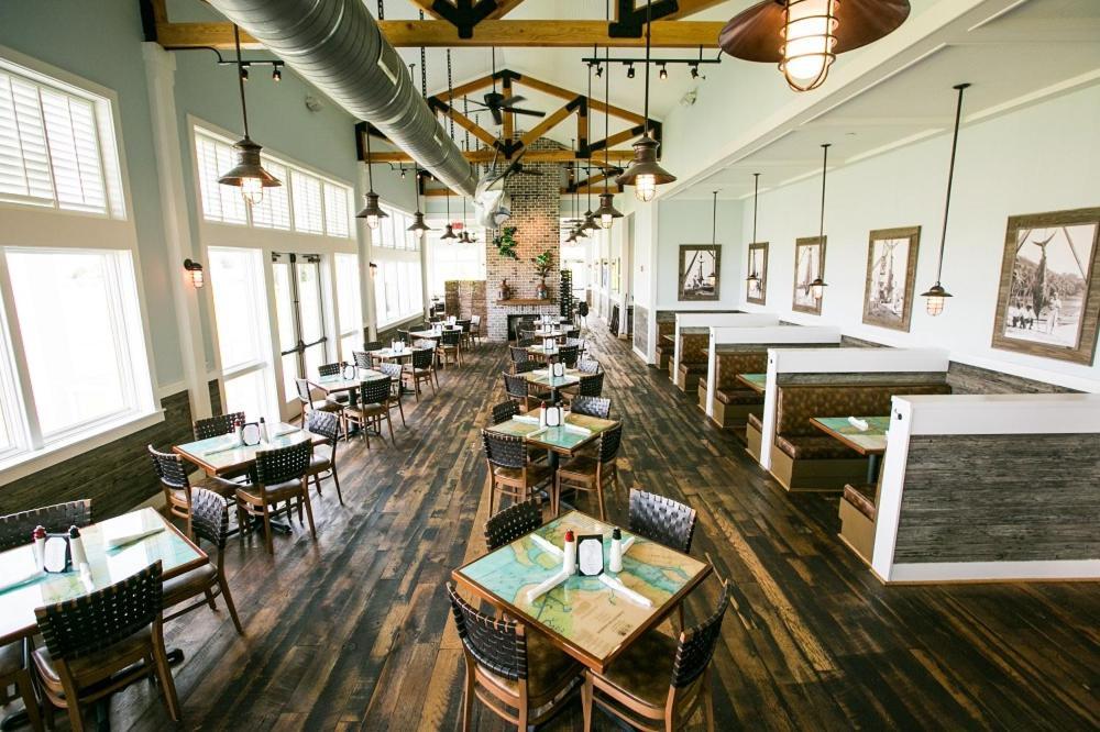 The Beach Club at Charleston Harbor Resort and Marina photo 11