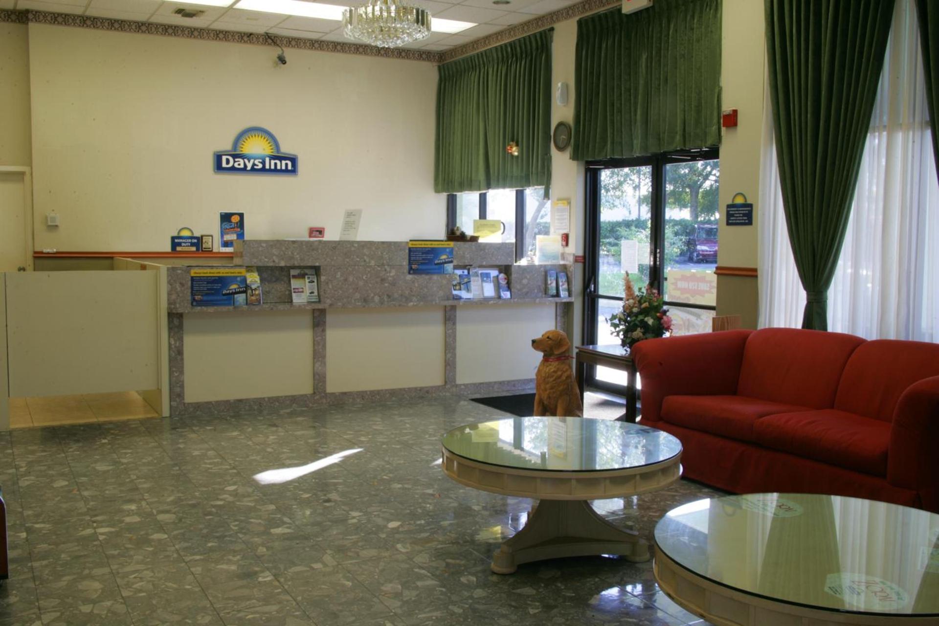 Days Inn by Wyndham N Orlando/Casselberry photo 47