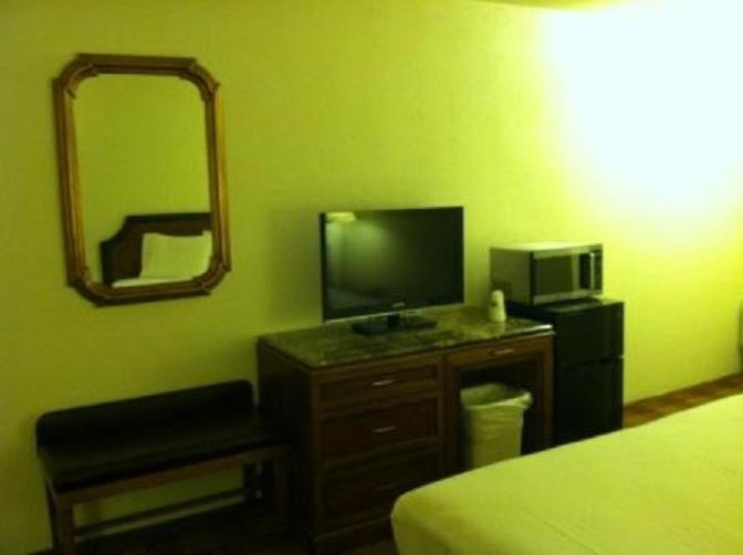 Waterford Inn photo 12
