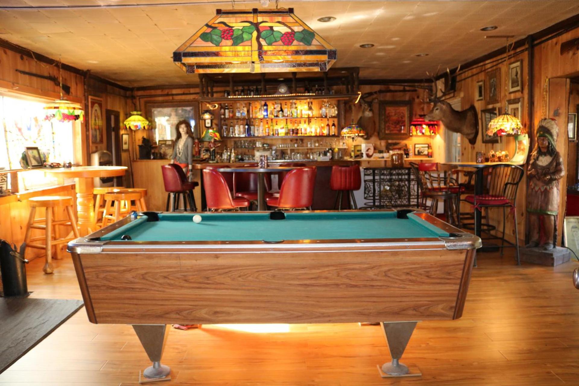 Colonial Inn photo 16
