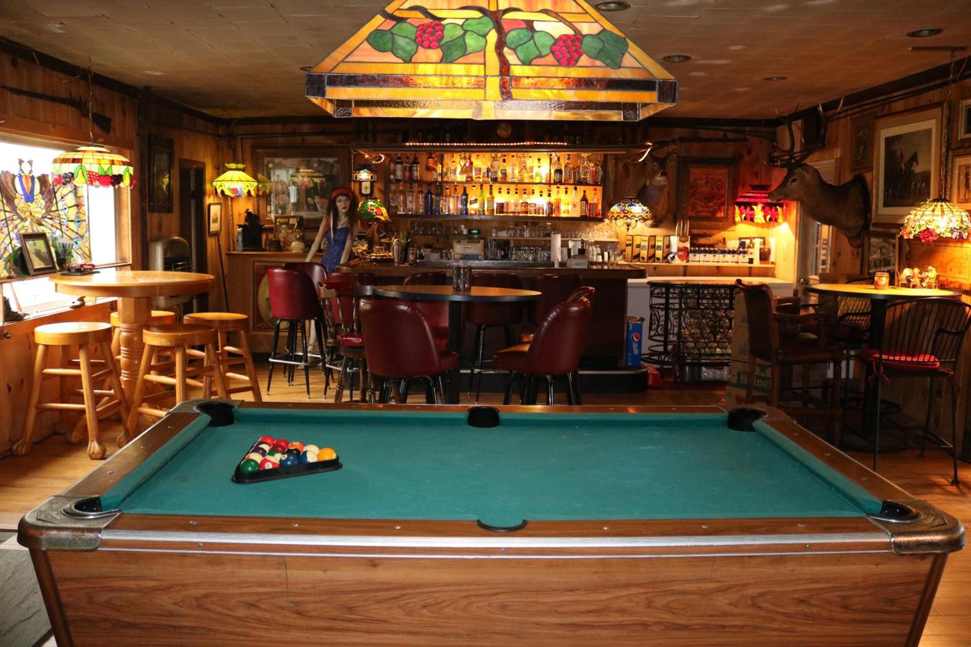 Colonial Inn photo 20