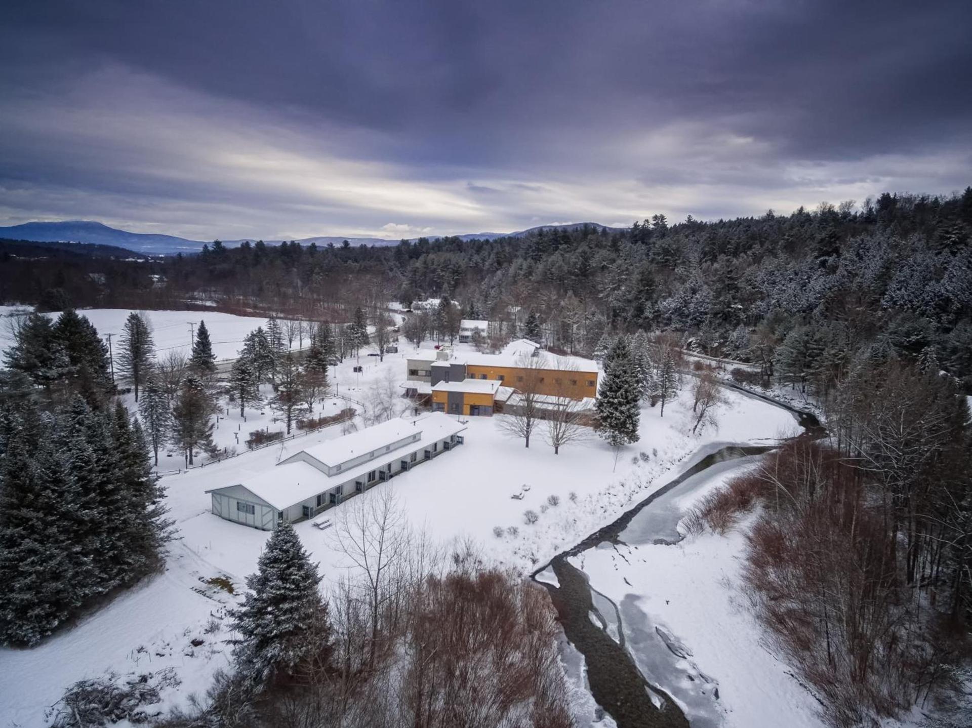 Sun & Ski Inn and Suites photo 15