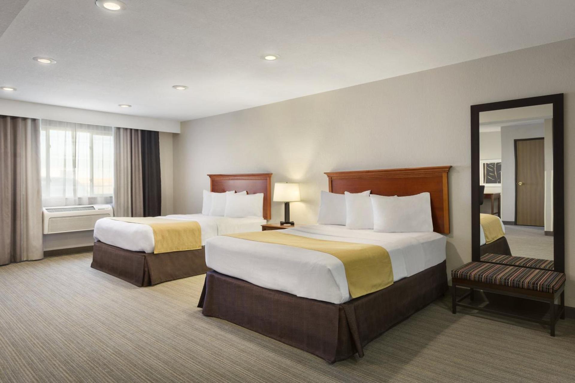 Country Inn & Suites by Radisson, Sidney, NE photo 35