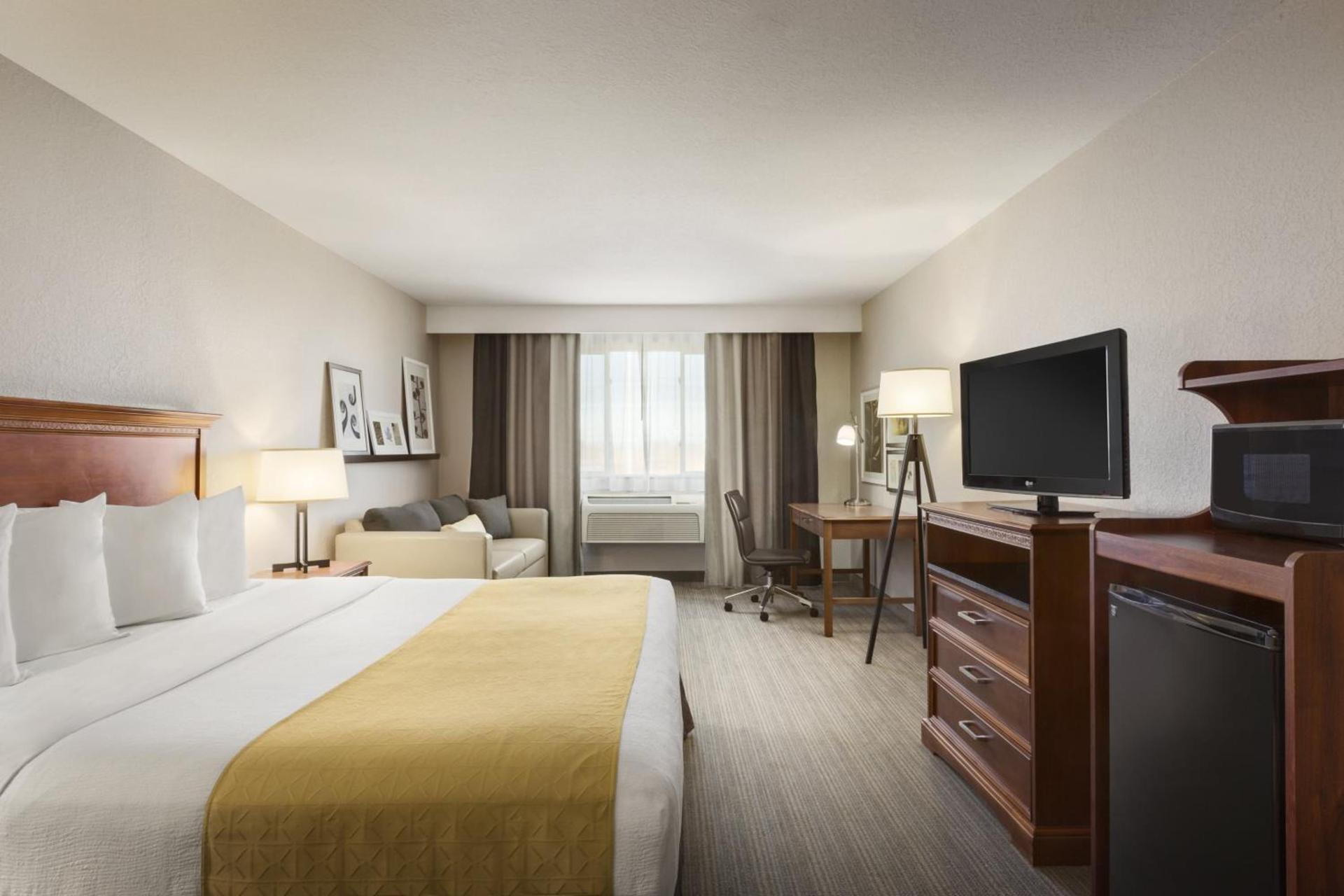 Country Inn & Suites by Radisson, Sidney, NE photo 15