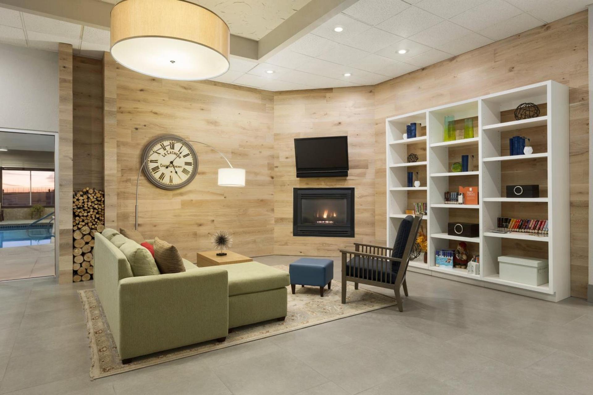 Country Inn & Suites by Radisson, Sidney, NE photo 37