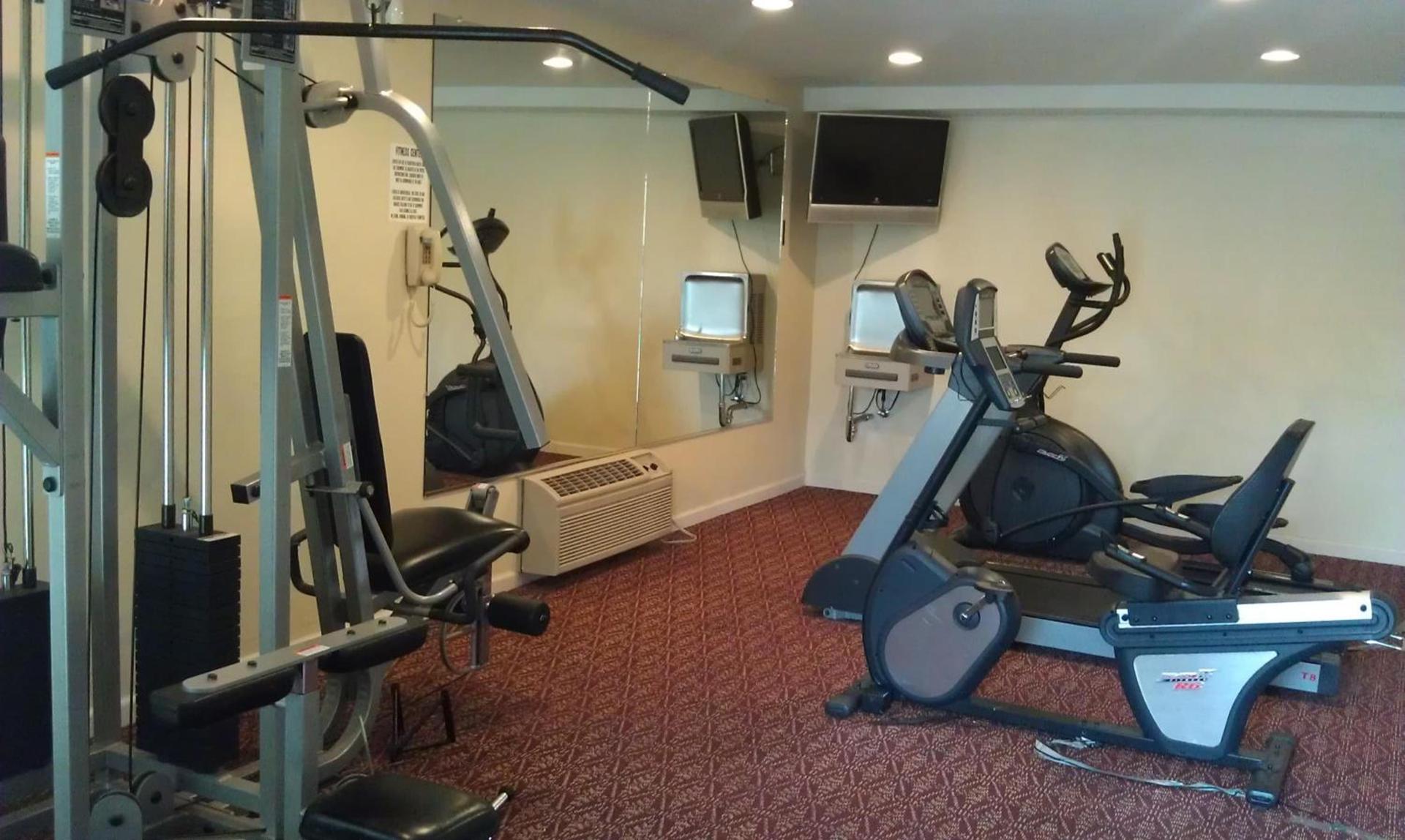 Ramada by Wyndham Fresno North photo 16