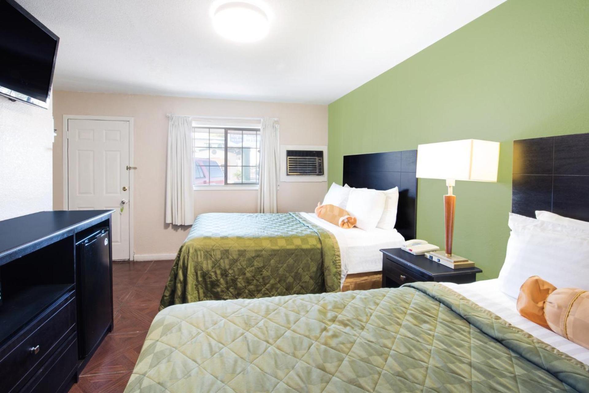 Executive Inn & Kitchenette Suites-Eagle Pass photo 6