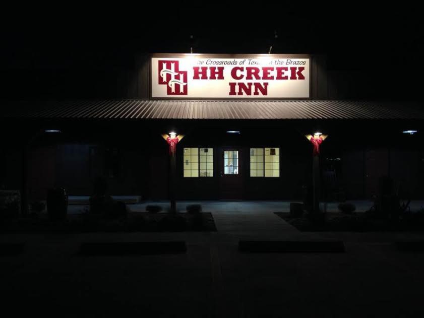 HH Creek Inn photo 13