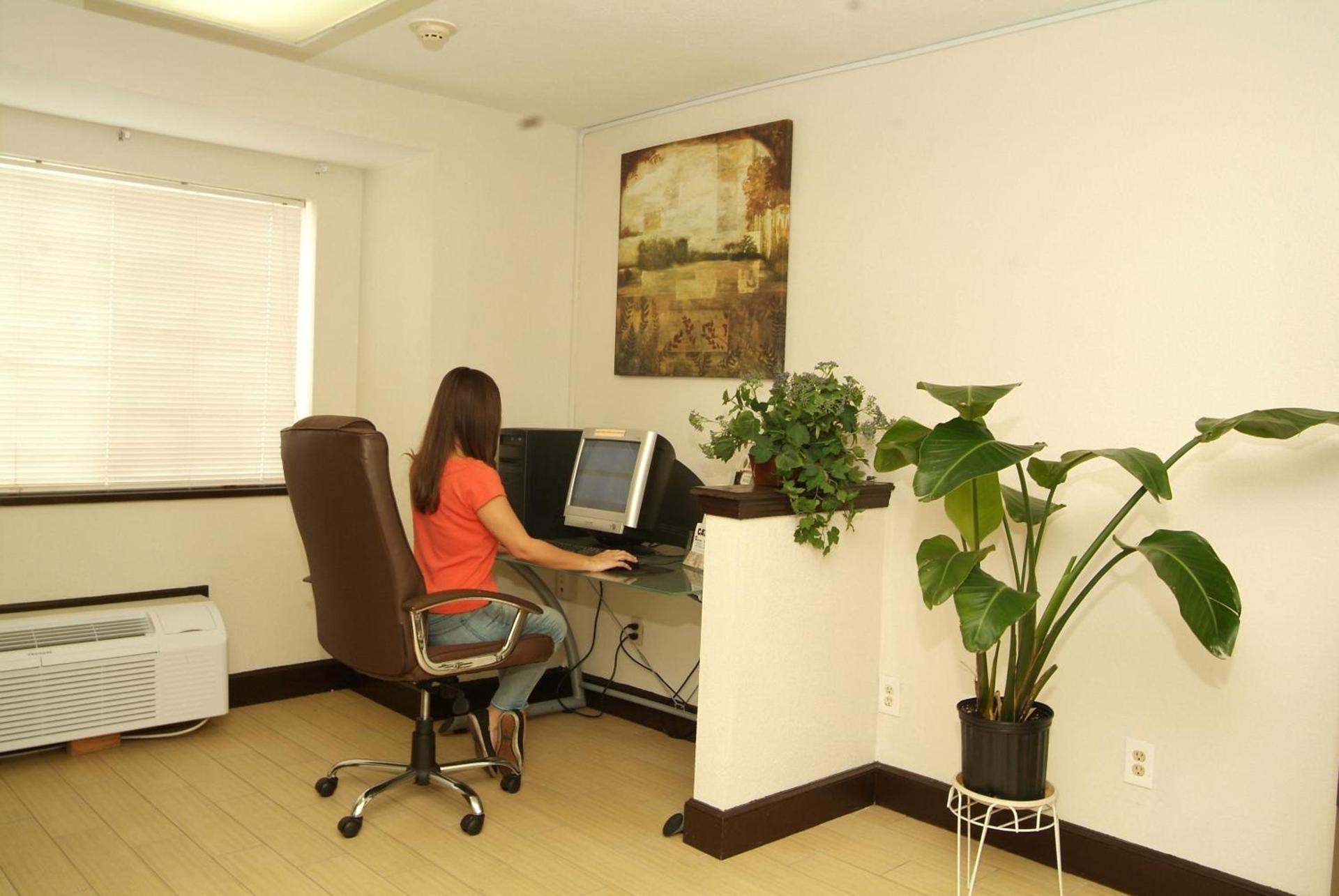 Expo Inn photo 24