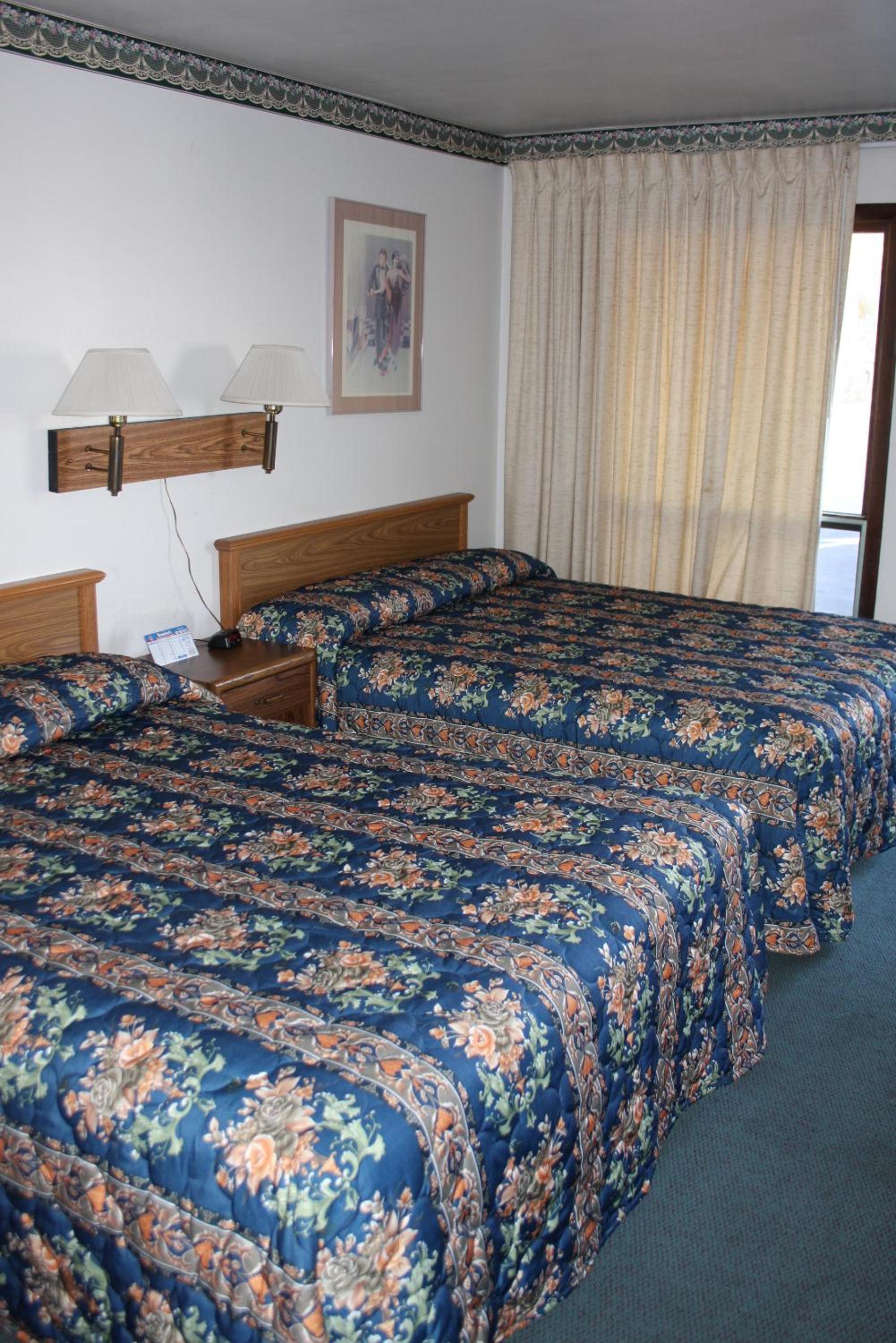 Viking Jr. Motel photo 27
