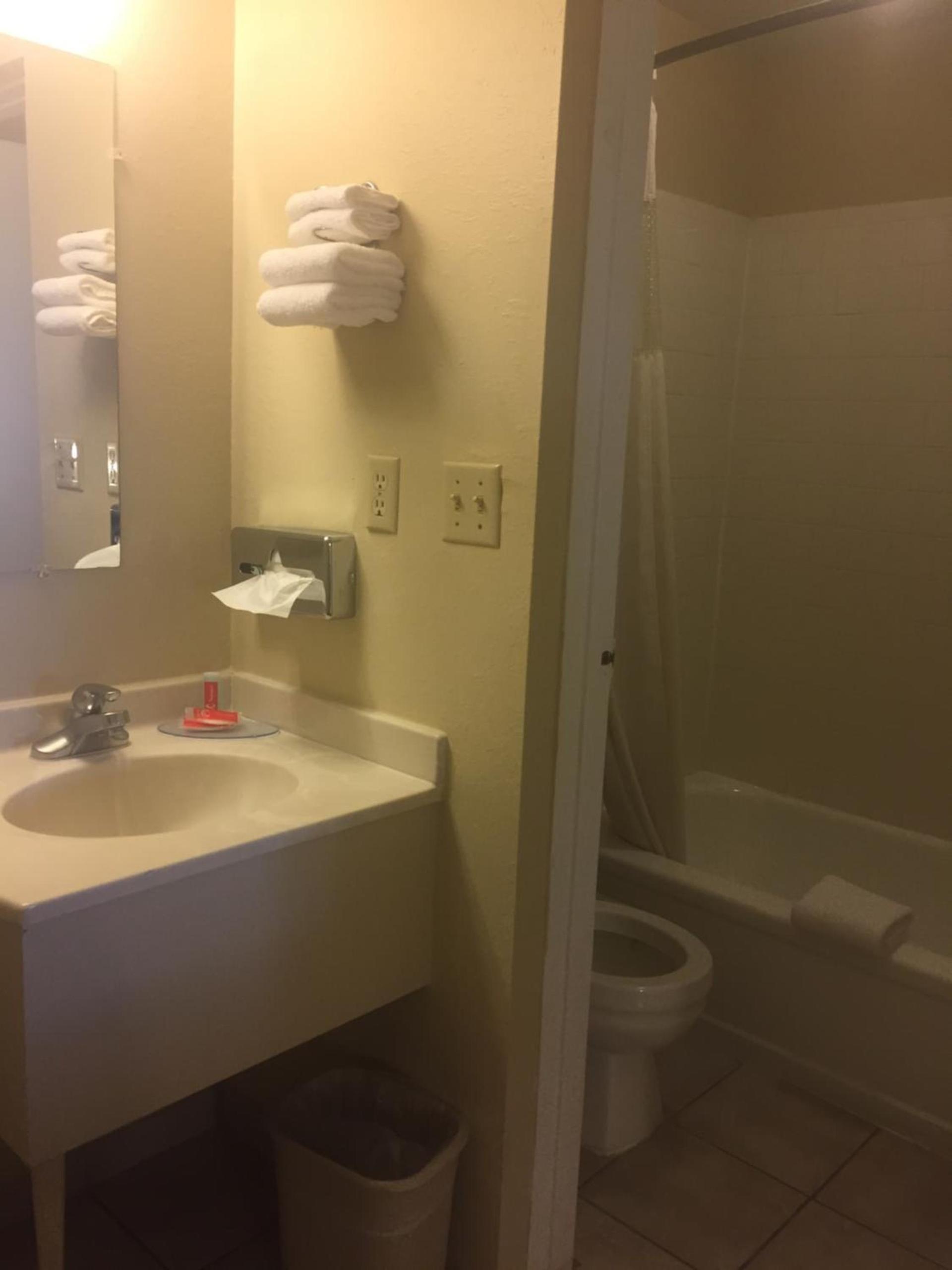 Econo Lodge I-40 Exit 286-Holbrook Holbrook photo 19