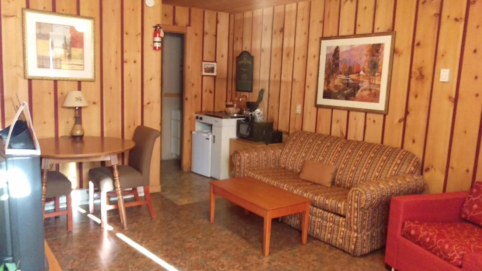 Alpine Motel photo 5