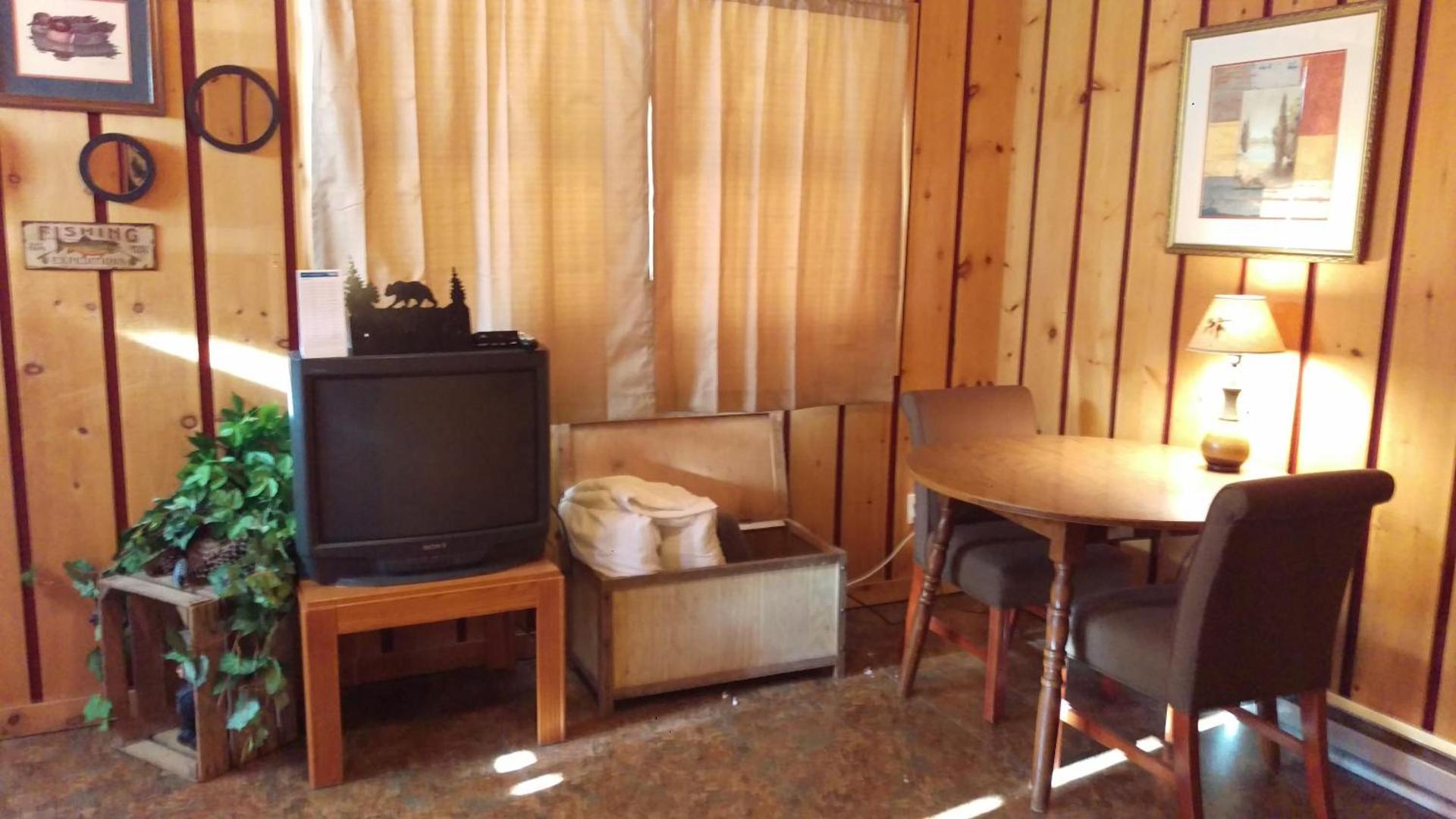 Alpine Motel photo 4