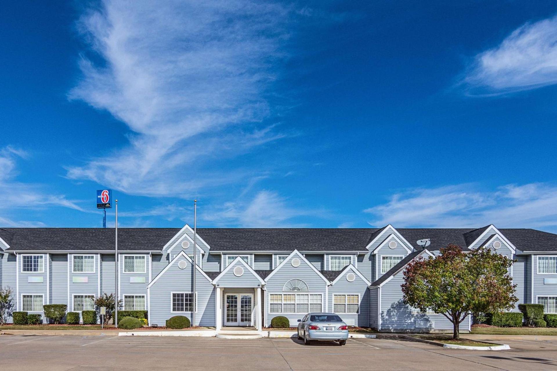 Motel 6-Mcalester, OK photo 2