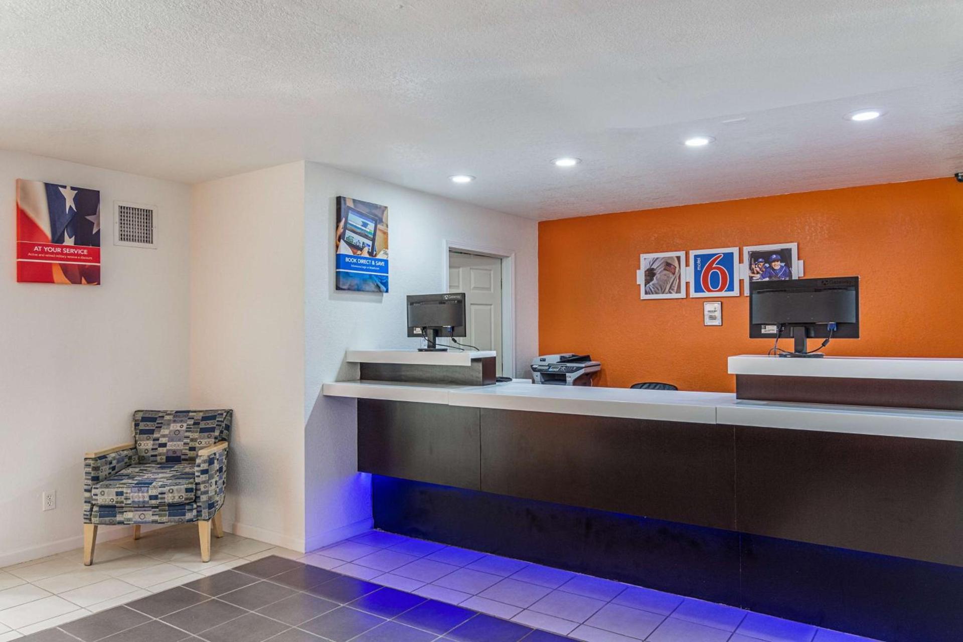 Motel 6-Mcalester, OK photo 25