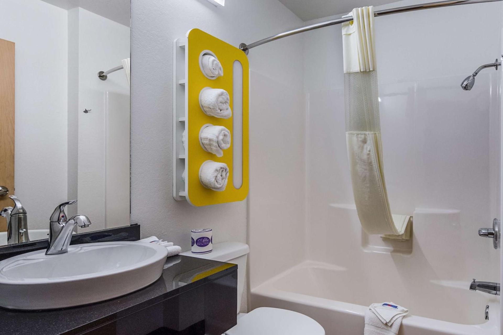 Motel 6-Mcalester, OK photo 17